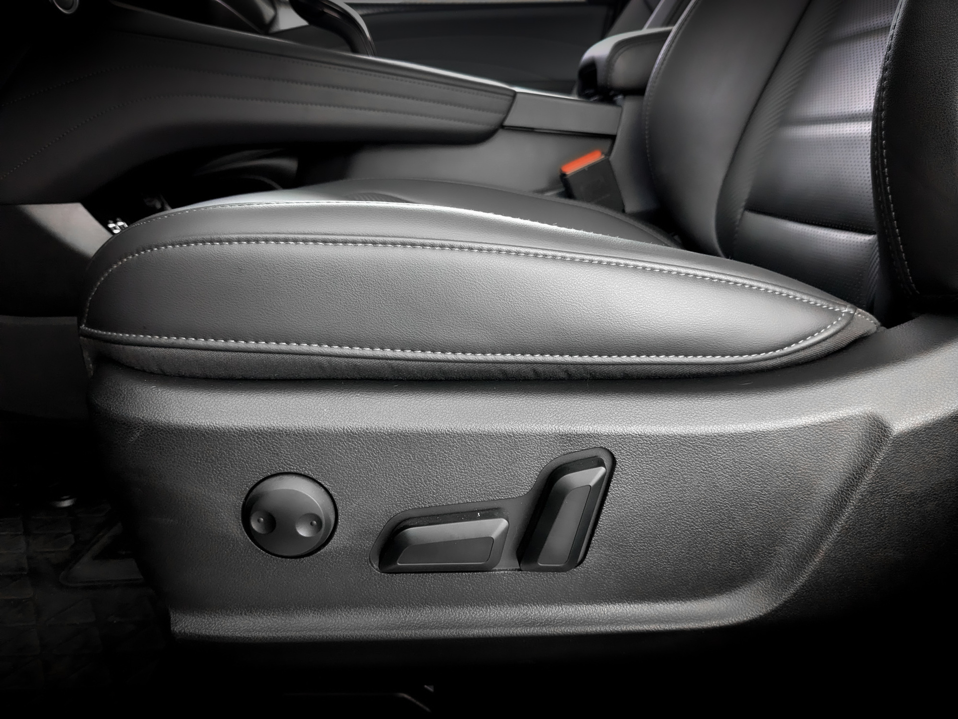 HAVAL F7 2.00 (190 л.с), автомат, 2023, пробег 11 112 км