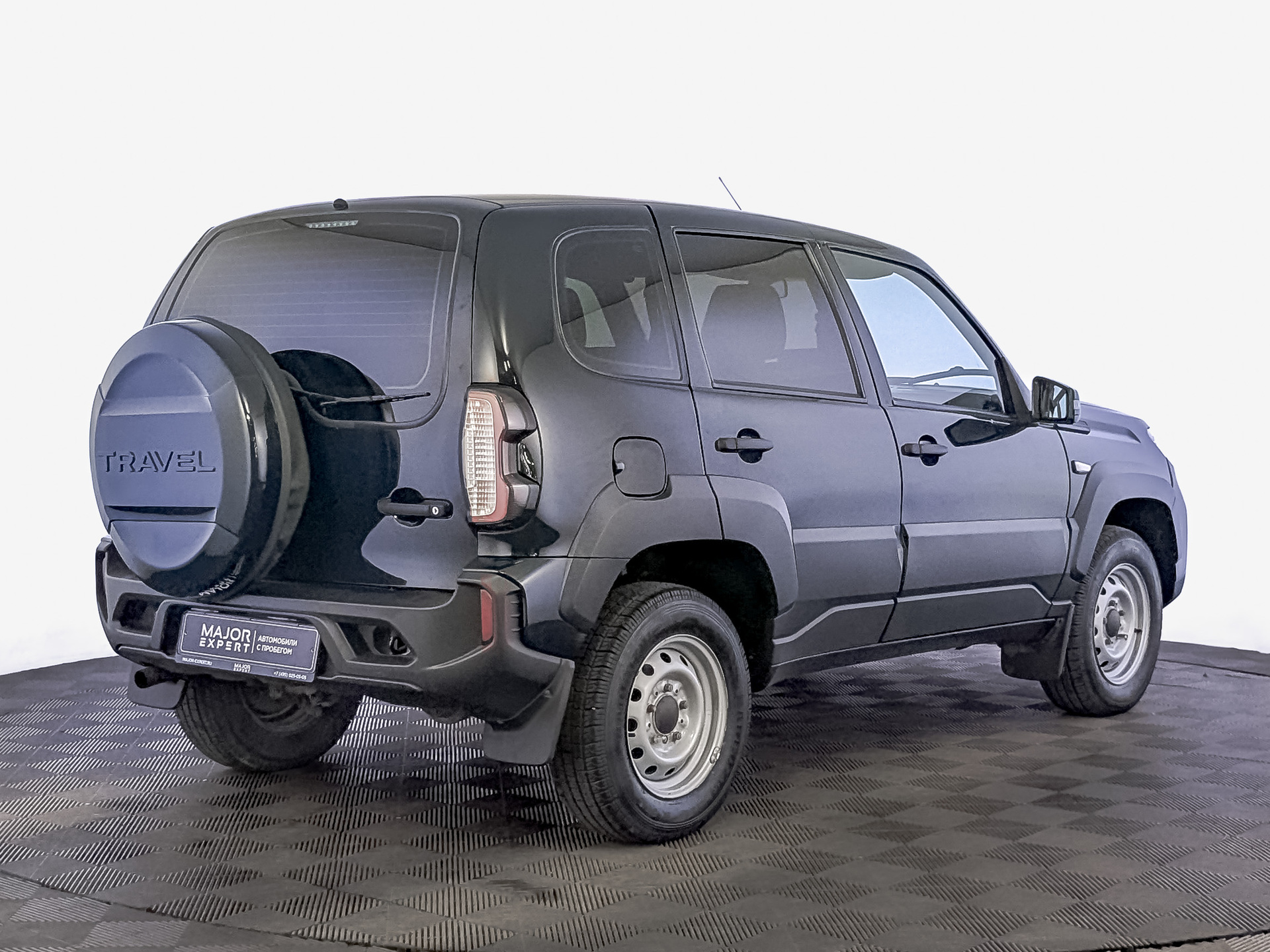LADA Niva Travel 1.70 (83 л.с), механическая, 2024, пробег 29 147 км