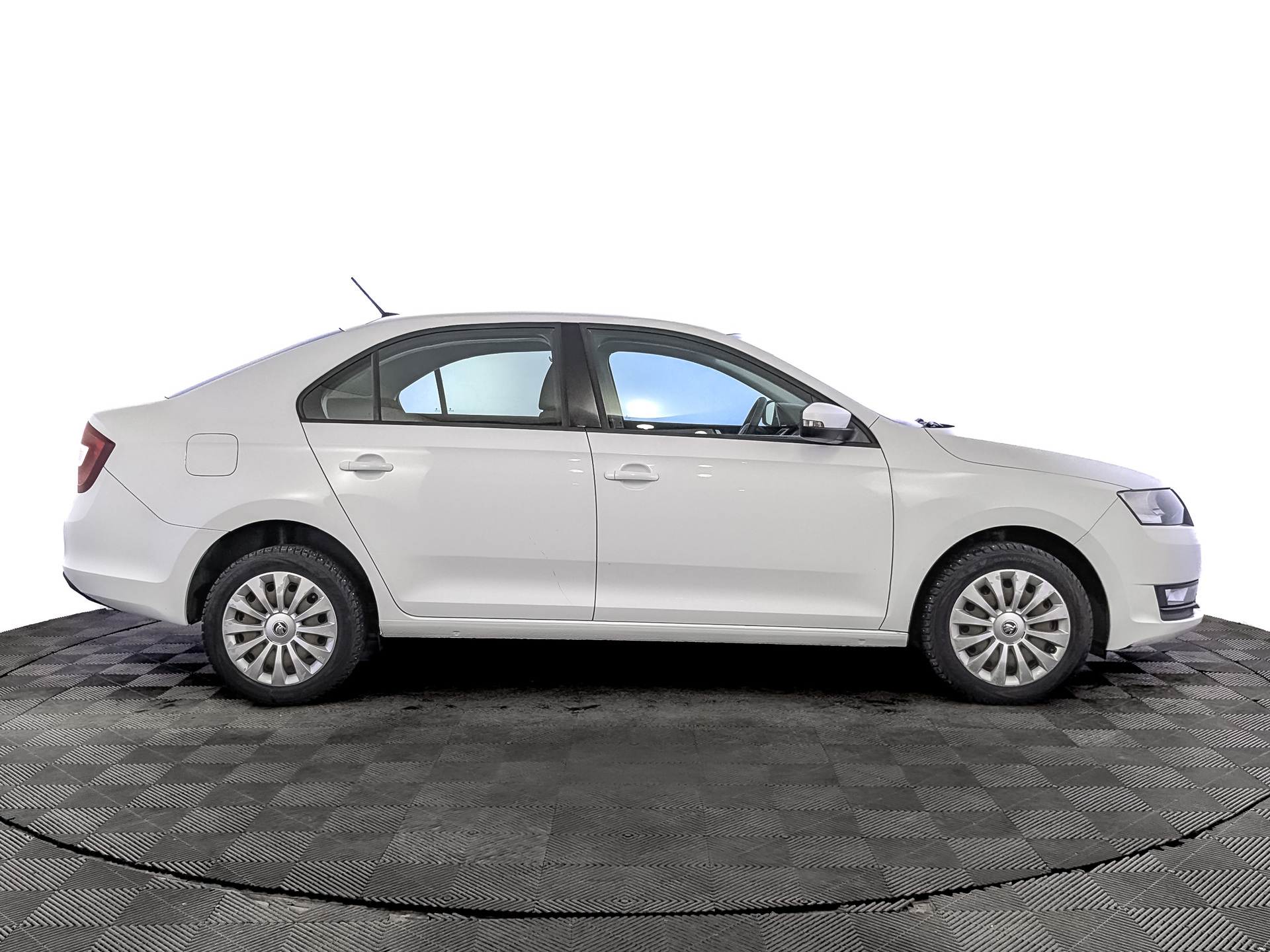 SKODA Rapid 1.60 (110 л.с), автомат, 2019, пробег 99 438 км