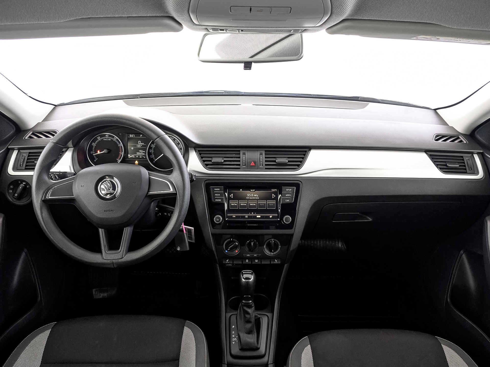 SKODA Rapid 1.60 (110 л.с), автомат, 2019, пробег 99 438 км