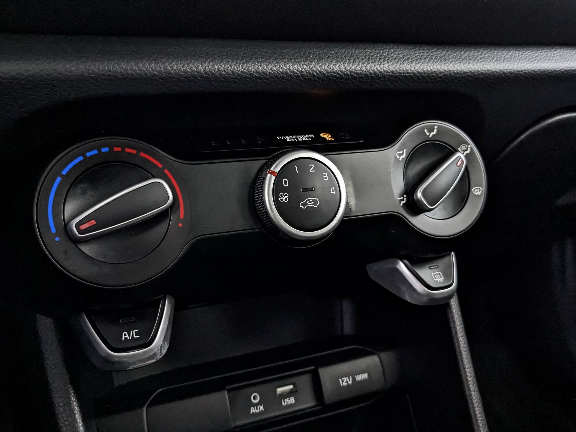 KIA Picanto 1.20 (84 л.с), автомат, 2019, пробег 39 178 км