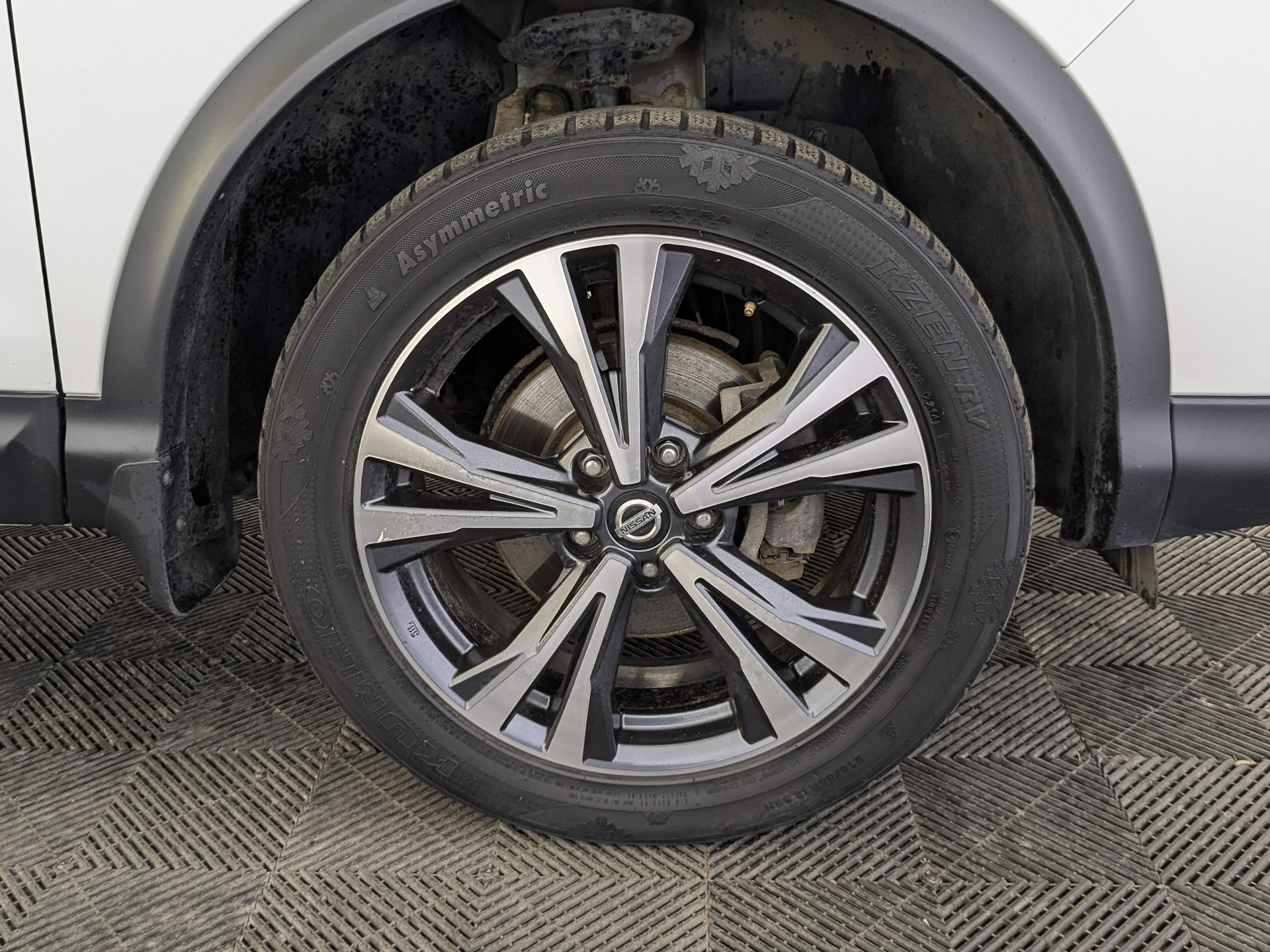 NISSAN Qashqai 1.20 (115 л.с), автомат, 2021, пробег 84 144 км