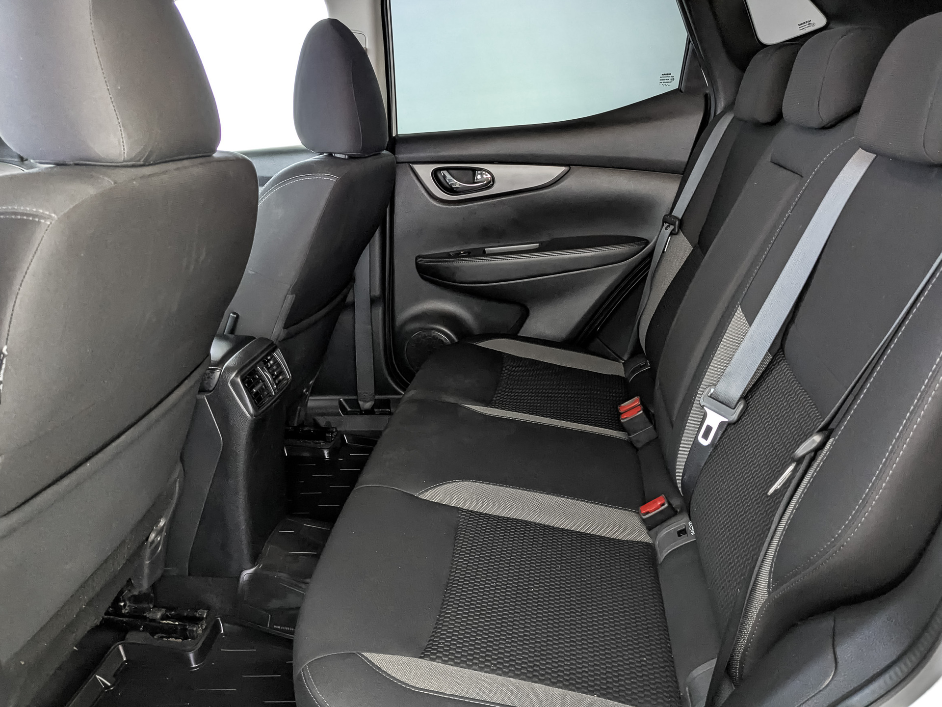NISSAN Qashqai 1.20 (115 л.с), автомат, 2021, пробег 84 144 км