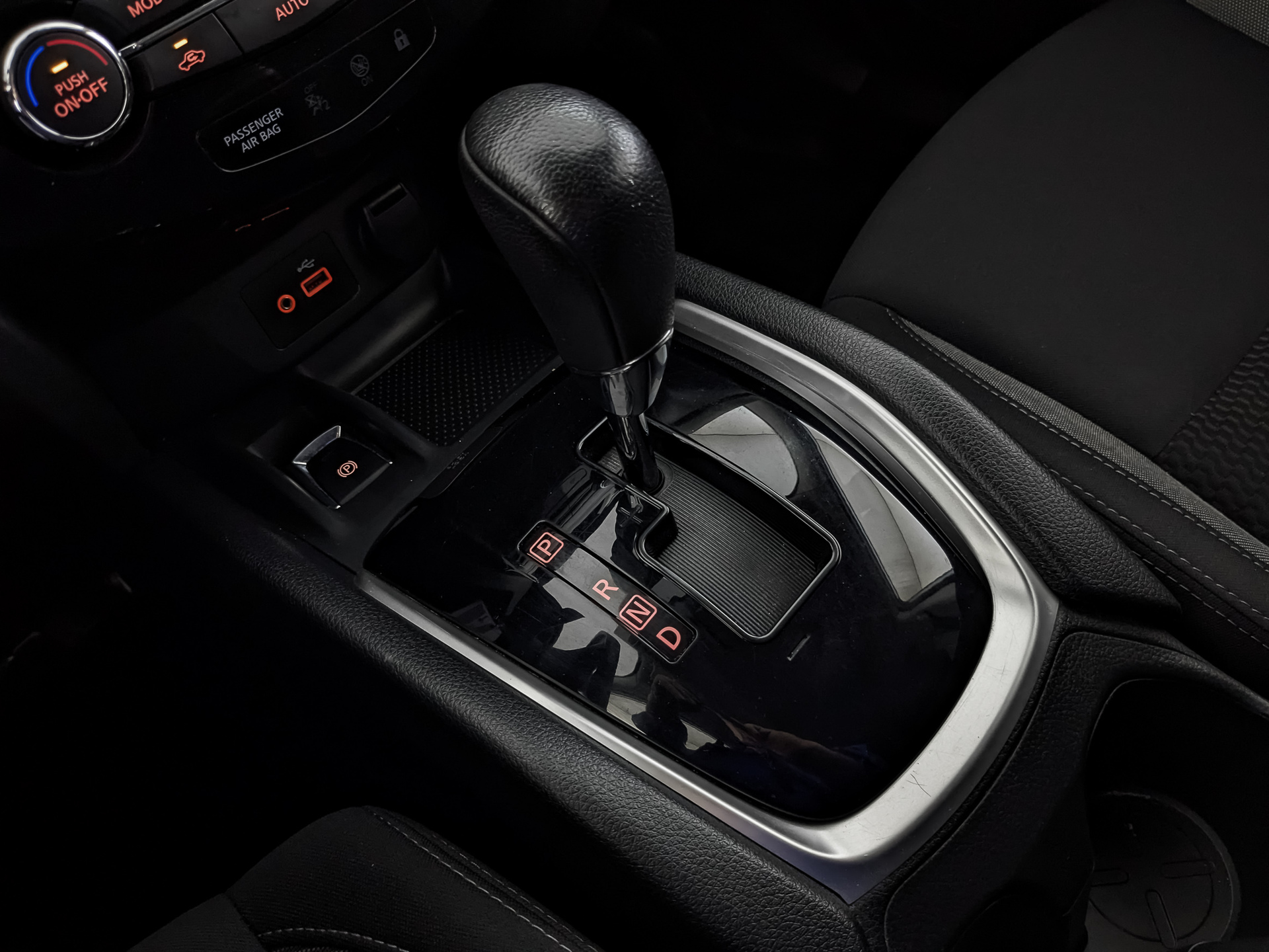 NISSAN Qashqai 1.20 (115 л.с), автомат, 2021, пробег 84 144 км