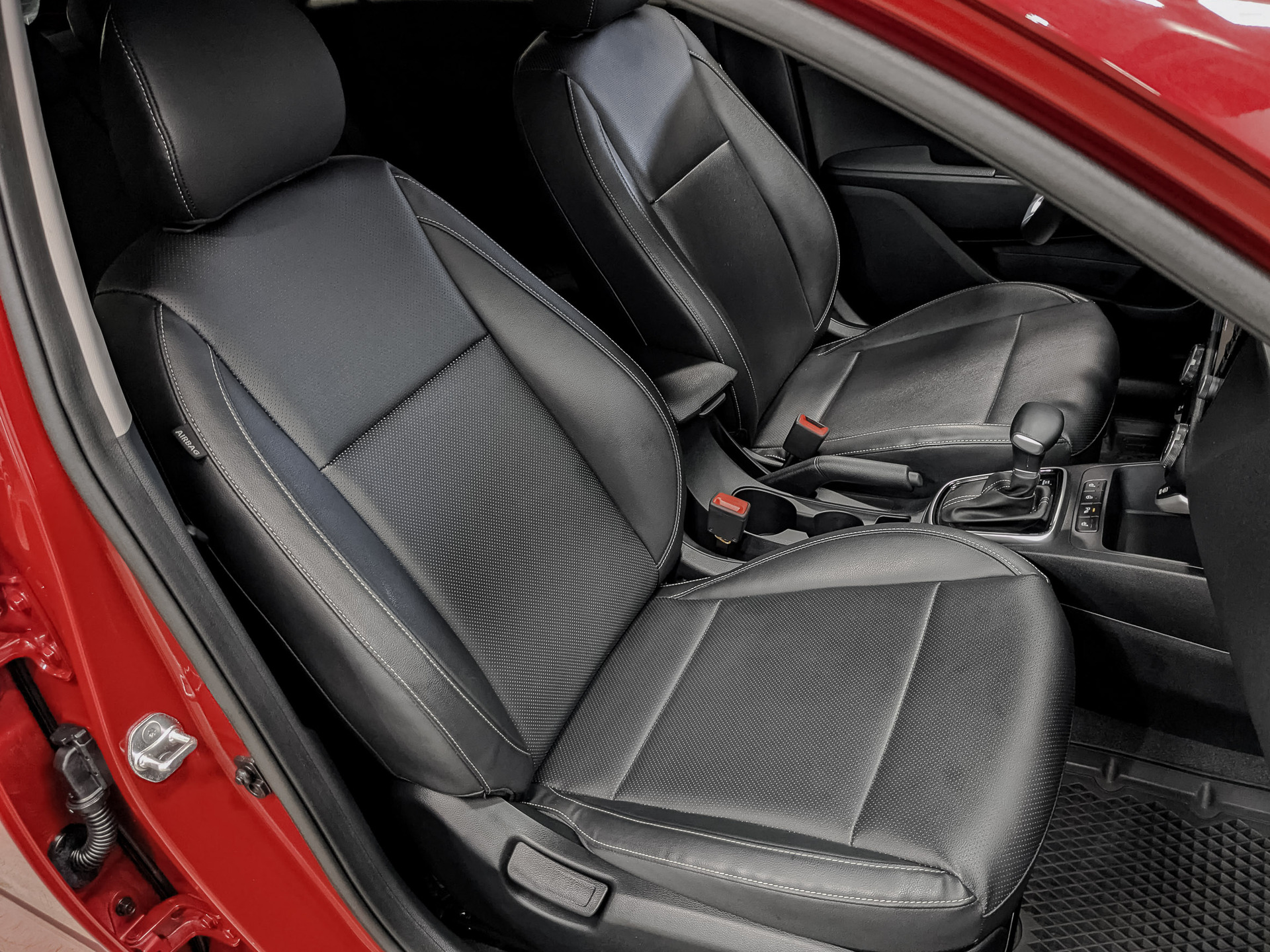 SOLARIS KRX 1.60 (123 л.с), автомат, 2025, пробег 17 652 км