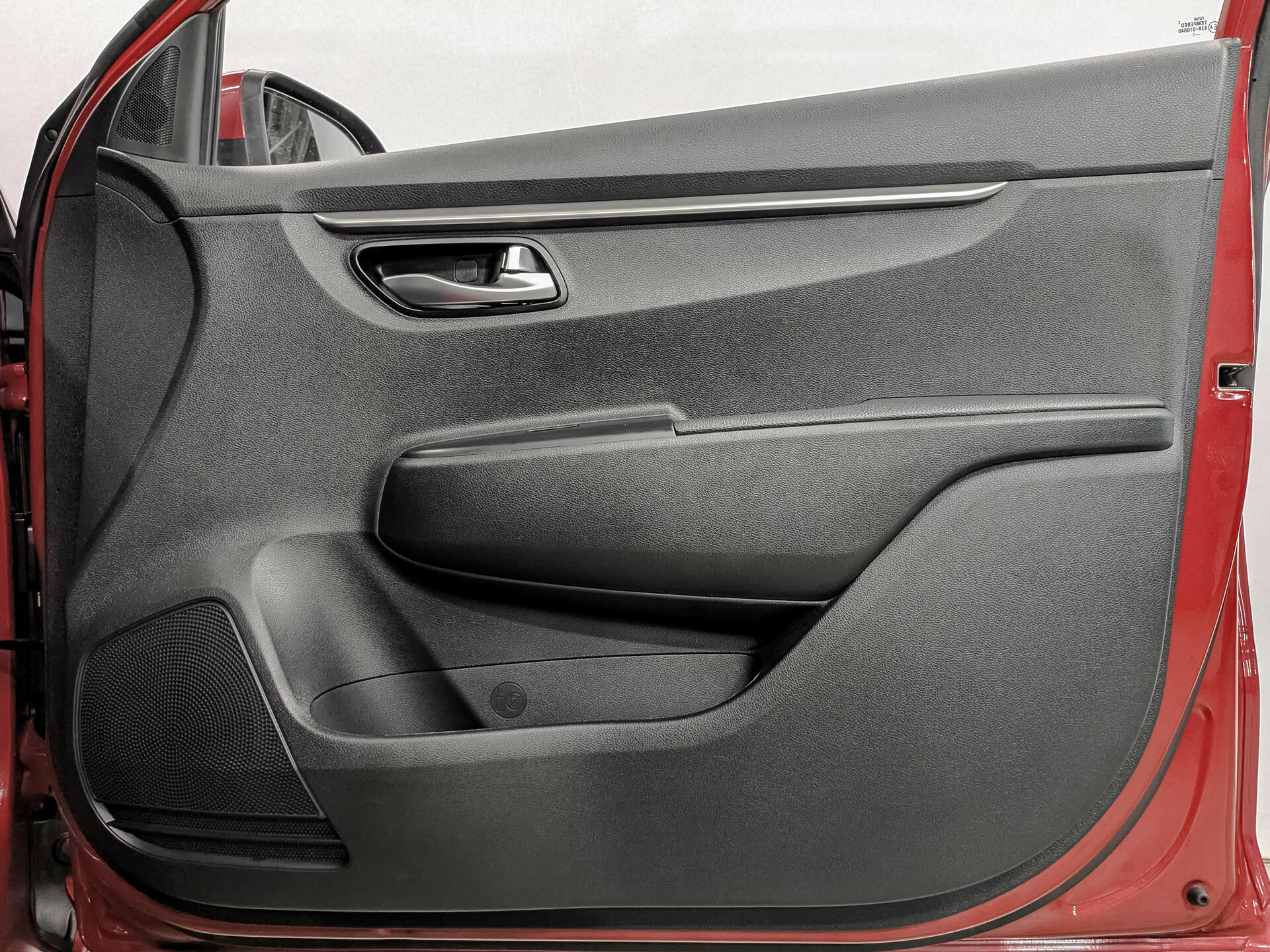 SOLARIS KRX 1.60 (123 л.с), автомат, 2025, пробег 17 652 км