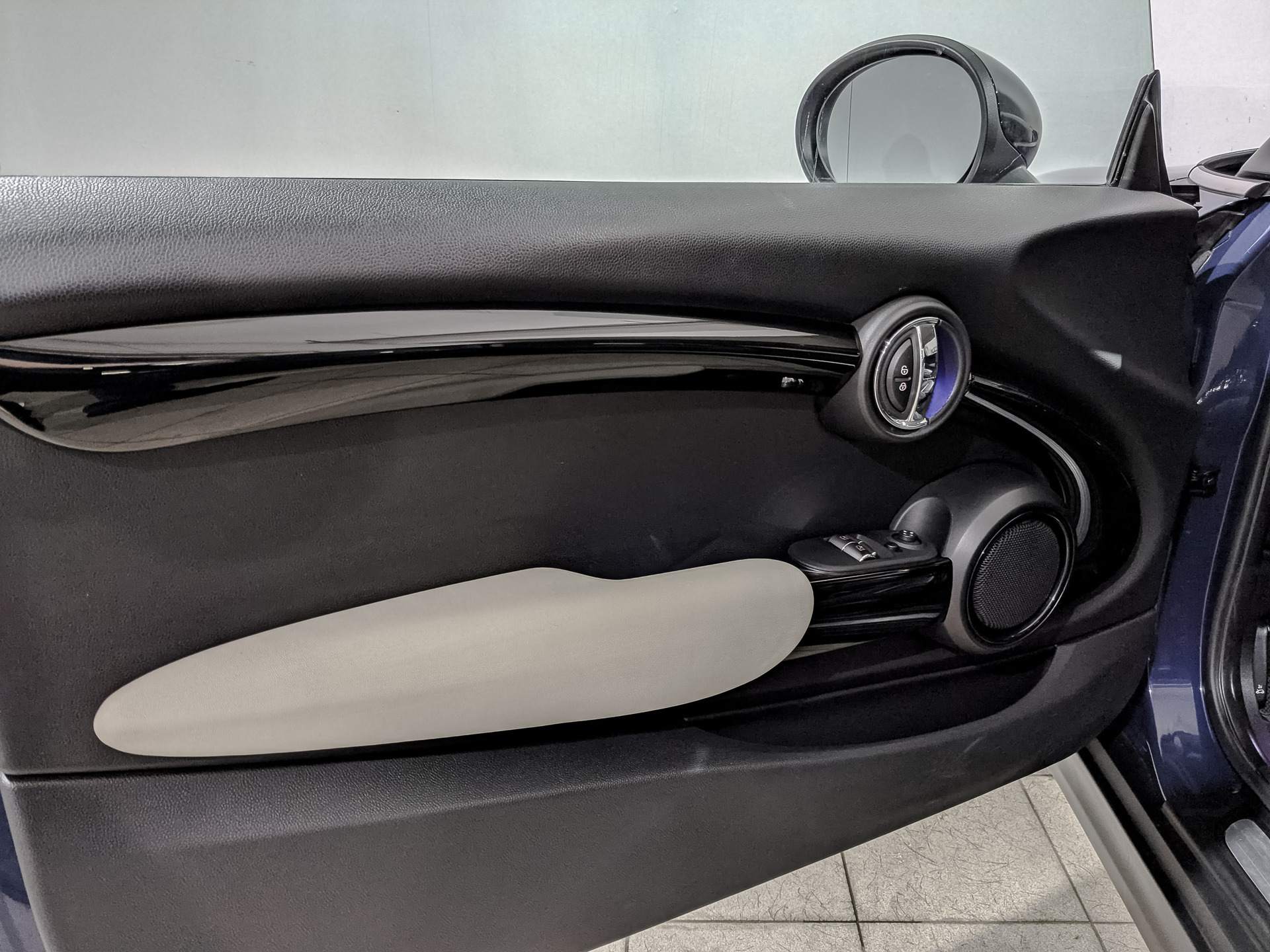 MINI Cooper 1.50 (136 л.с), автомат, 2018, пробег 100 450 км