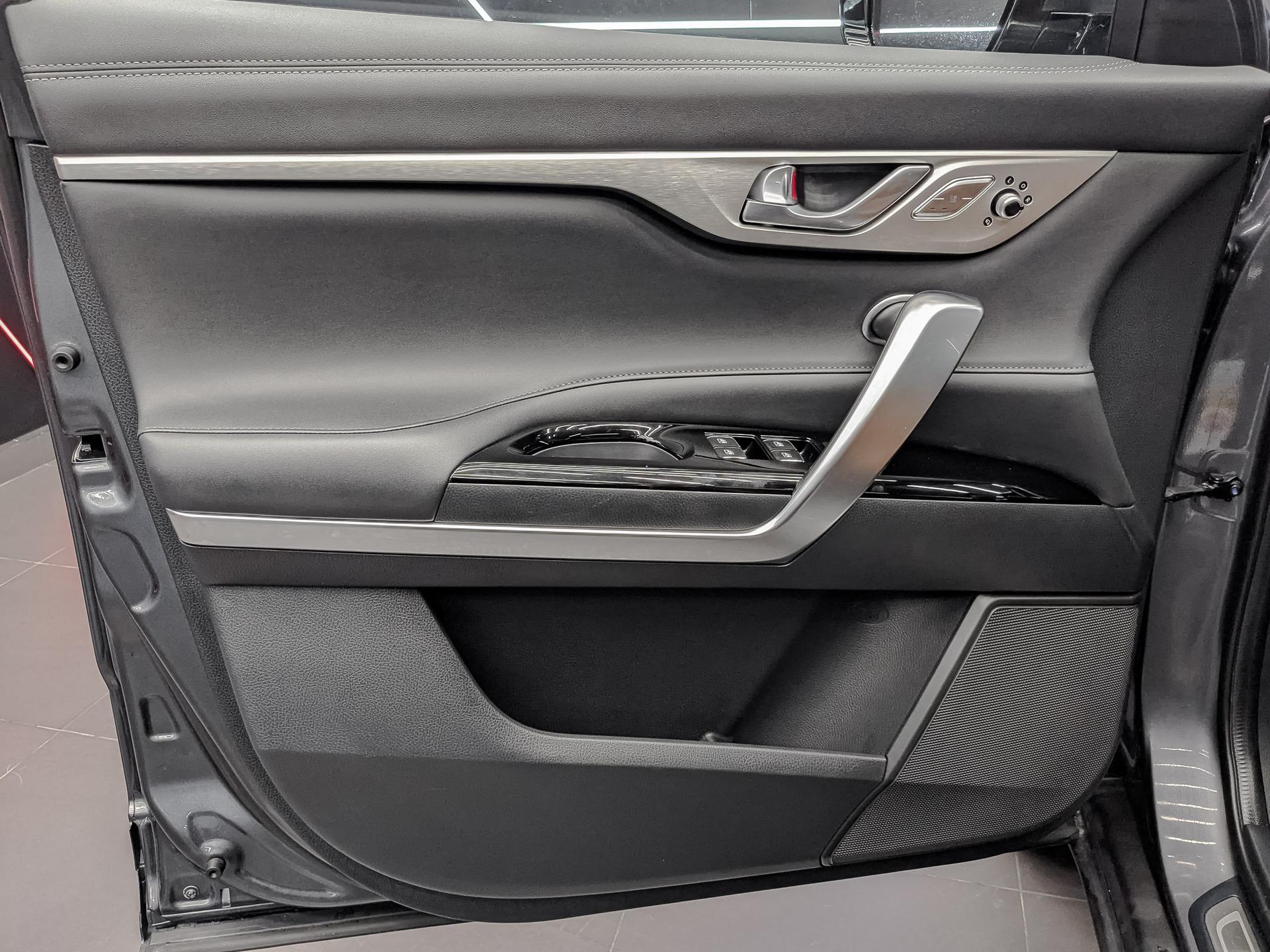 CHANGAN CS95 2.00 (224 л.с), автомат, 2023, пробег 48 872 км
