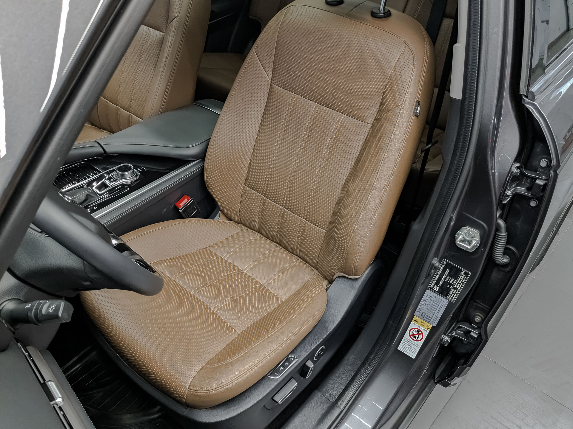 CHANGAN CS95 2.00 (224 л.с), автомат, 2023, пробег 48 872 км