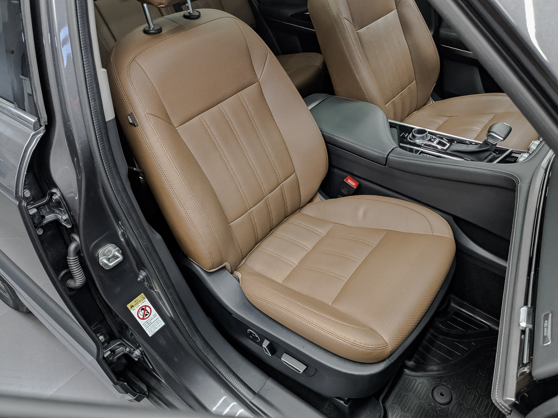 CHANGAN CS95 2.00 (224 л.с), автомат, 2023, пробег 48 872 км
