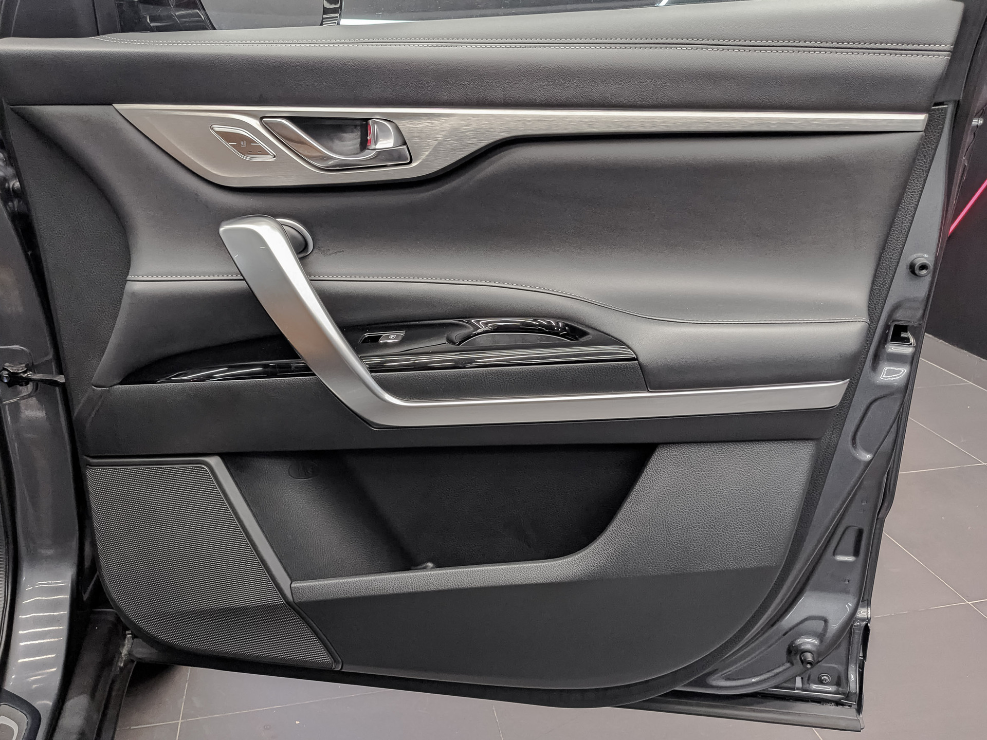 CHANGAN CS95 2.00 (224 л.с), автомат, 2023, пробег 48 872 км