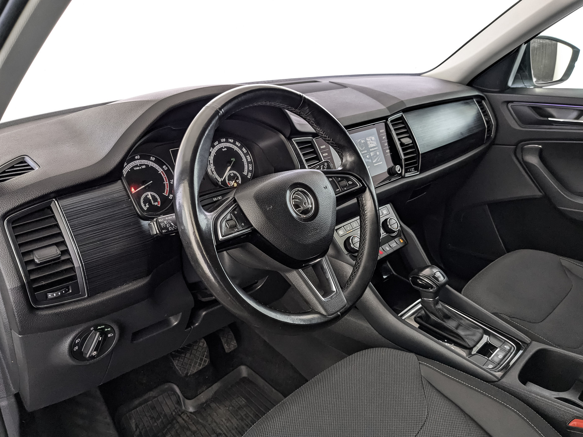 SKODA Kodiaq 1.40 (150 л.с), автомат, 2018, пробег 149 866 км
