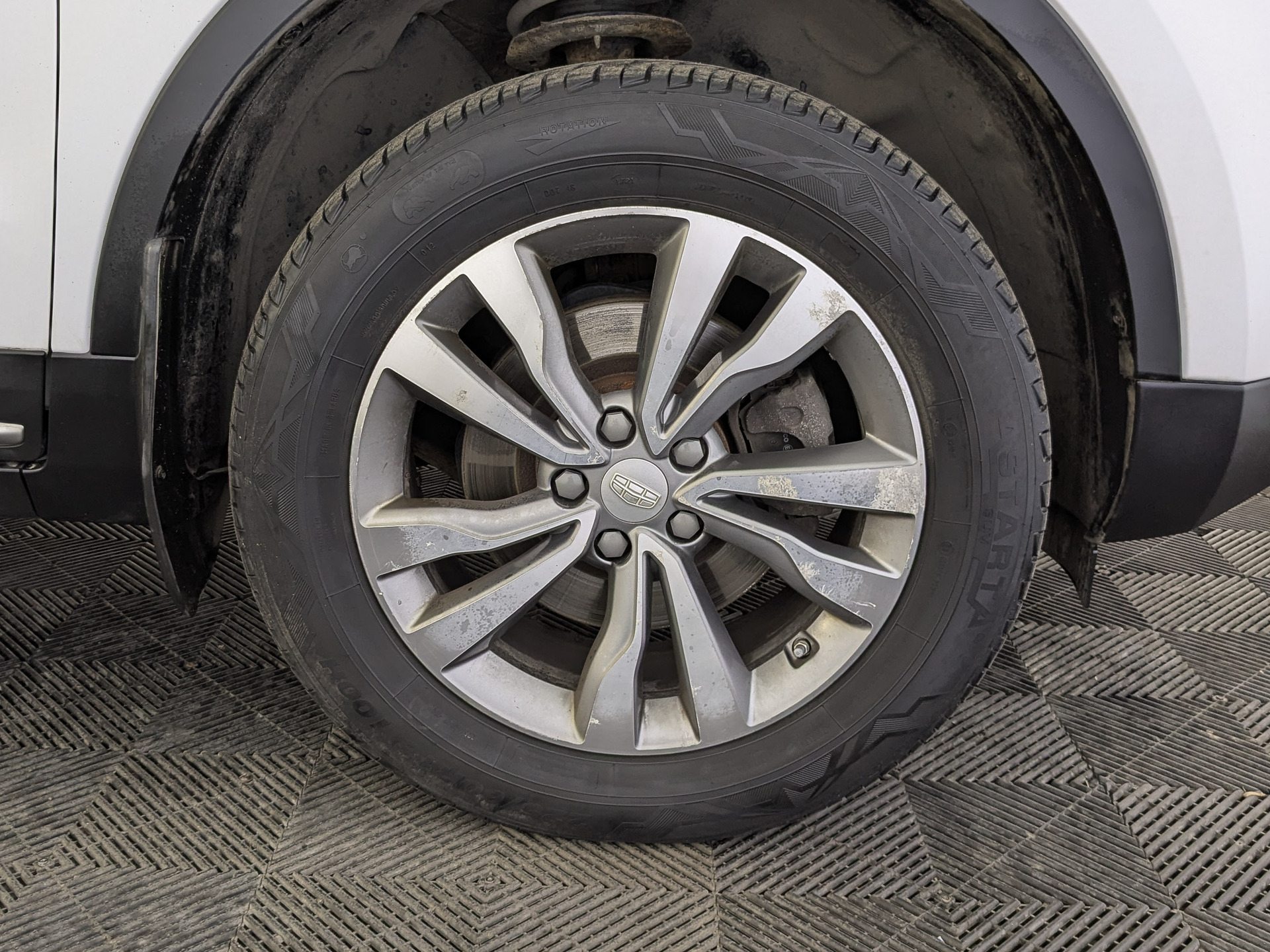 GEELY Atlas 2.40 (149 л.с), автомат, 2021, пробег 72 192 км