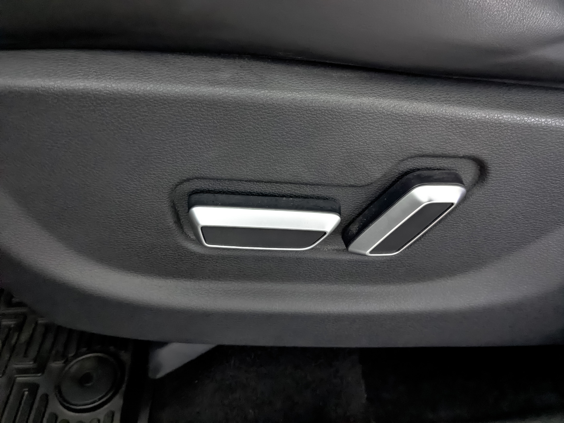 GEELY Atlas 2.40 (149 л.с), автомат, 2021, пробег 72 192 км