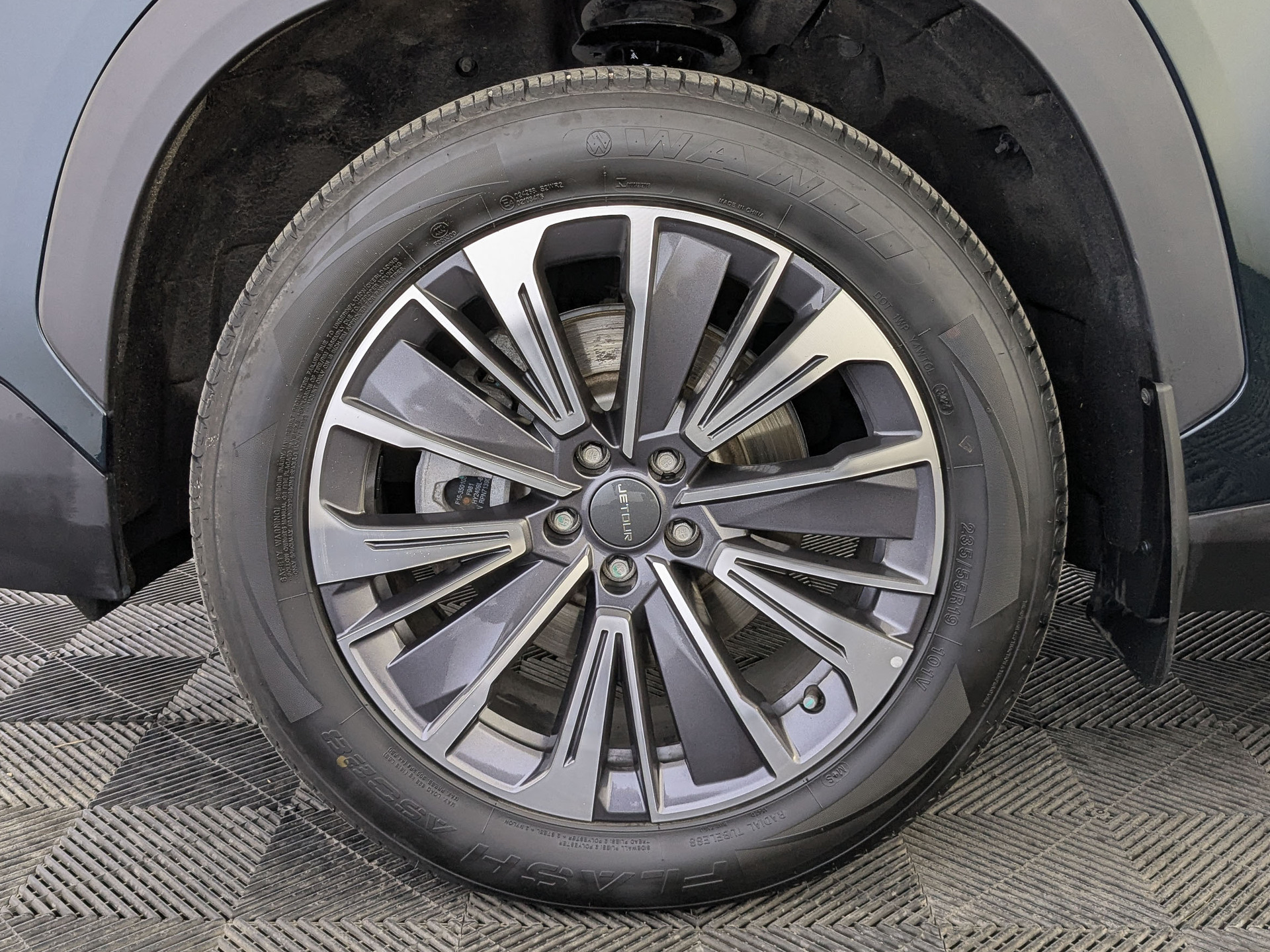 JETOUR Dashing 1.60 (186 л.с), автомат, 2024, пробег 23 370 км