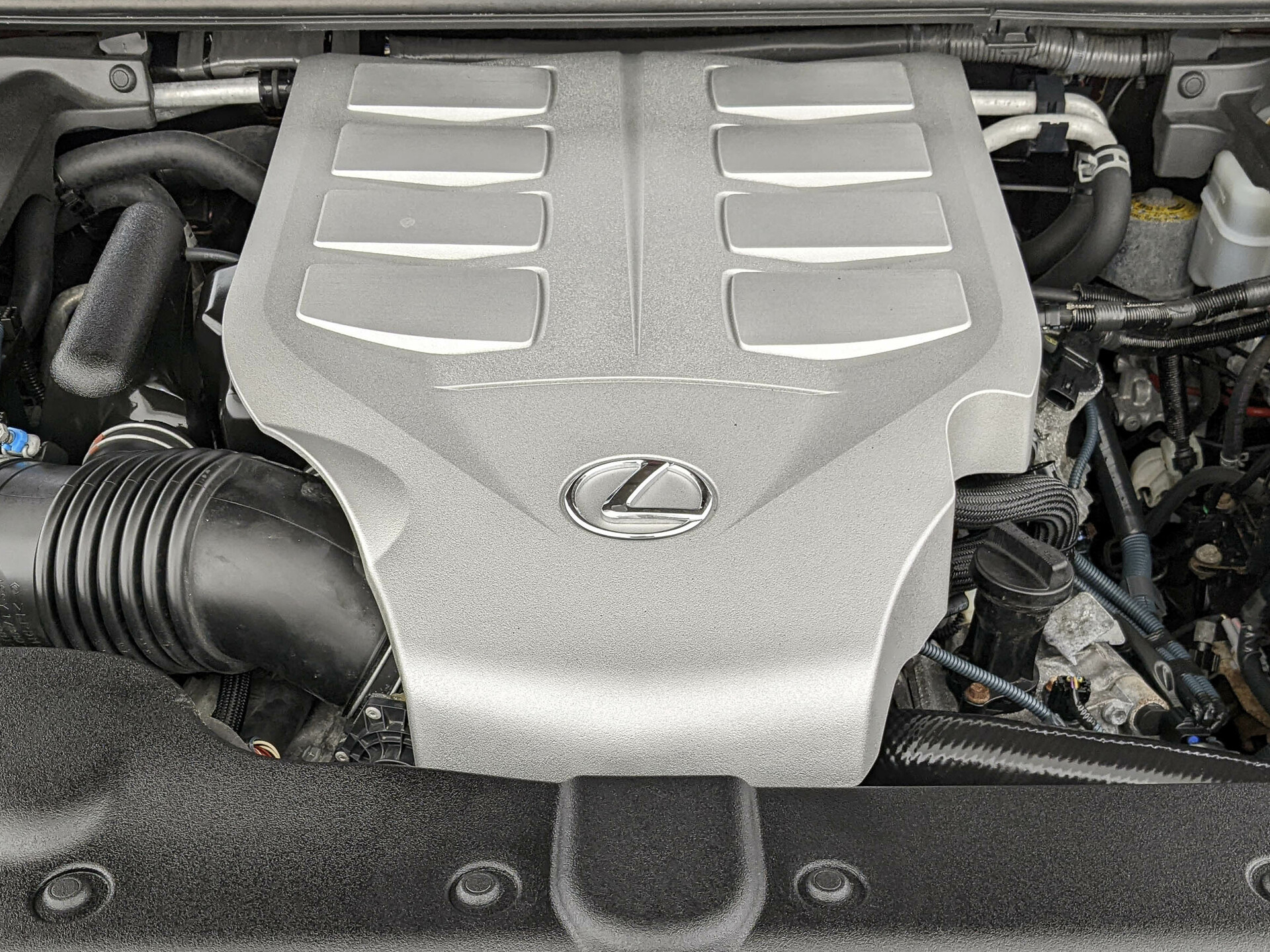 LEXUS GX 4.60 (296 л.с), автомат, 2016, пробег 136 866 км