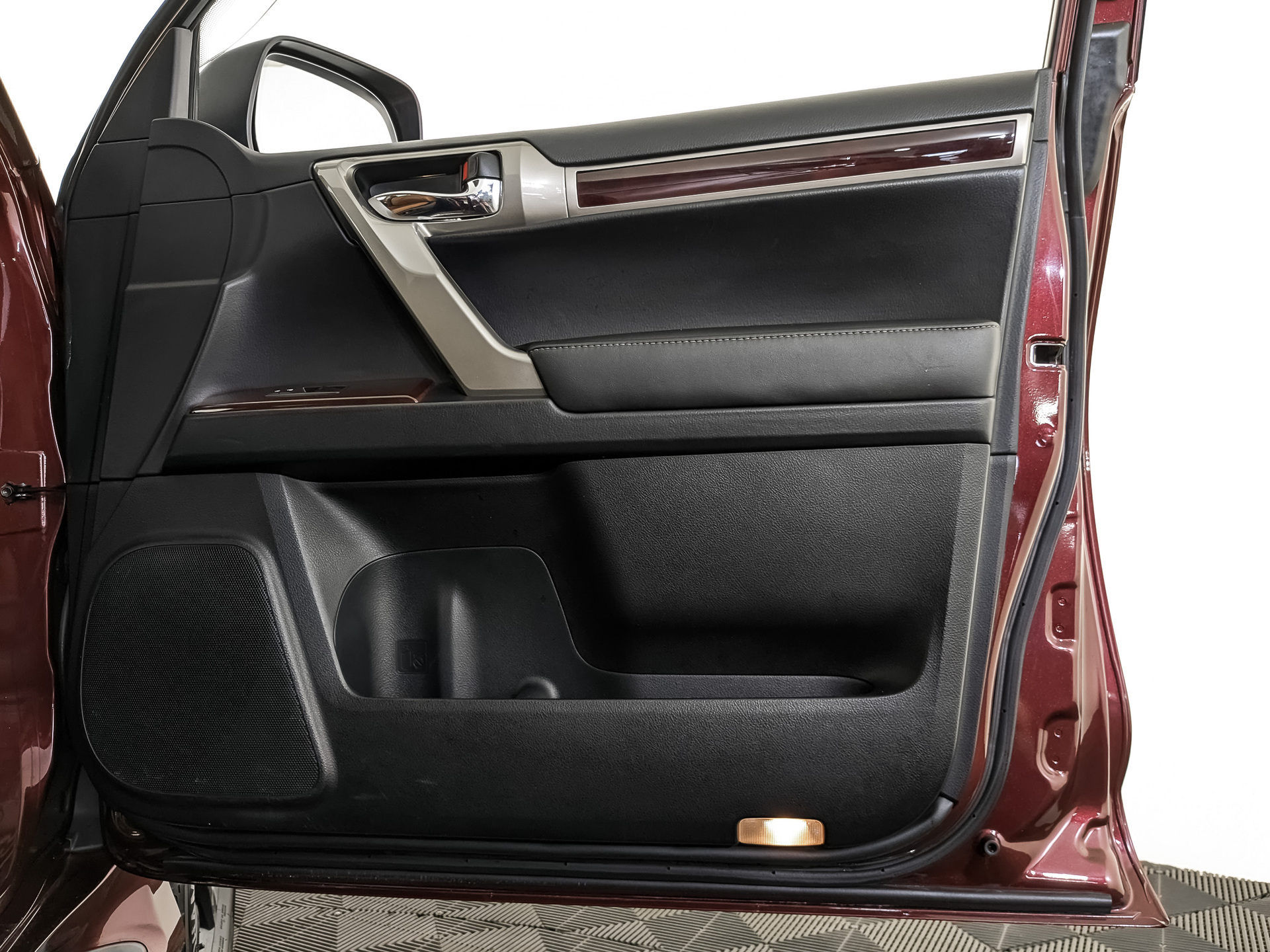 LEXUS GX 4.60 (296 л.с), автомат, 2016, пробег 136 866 км