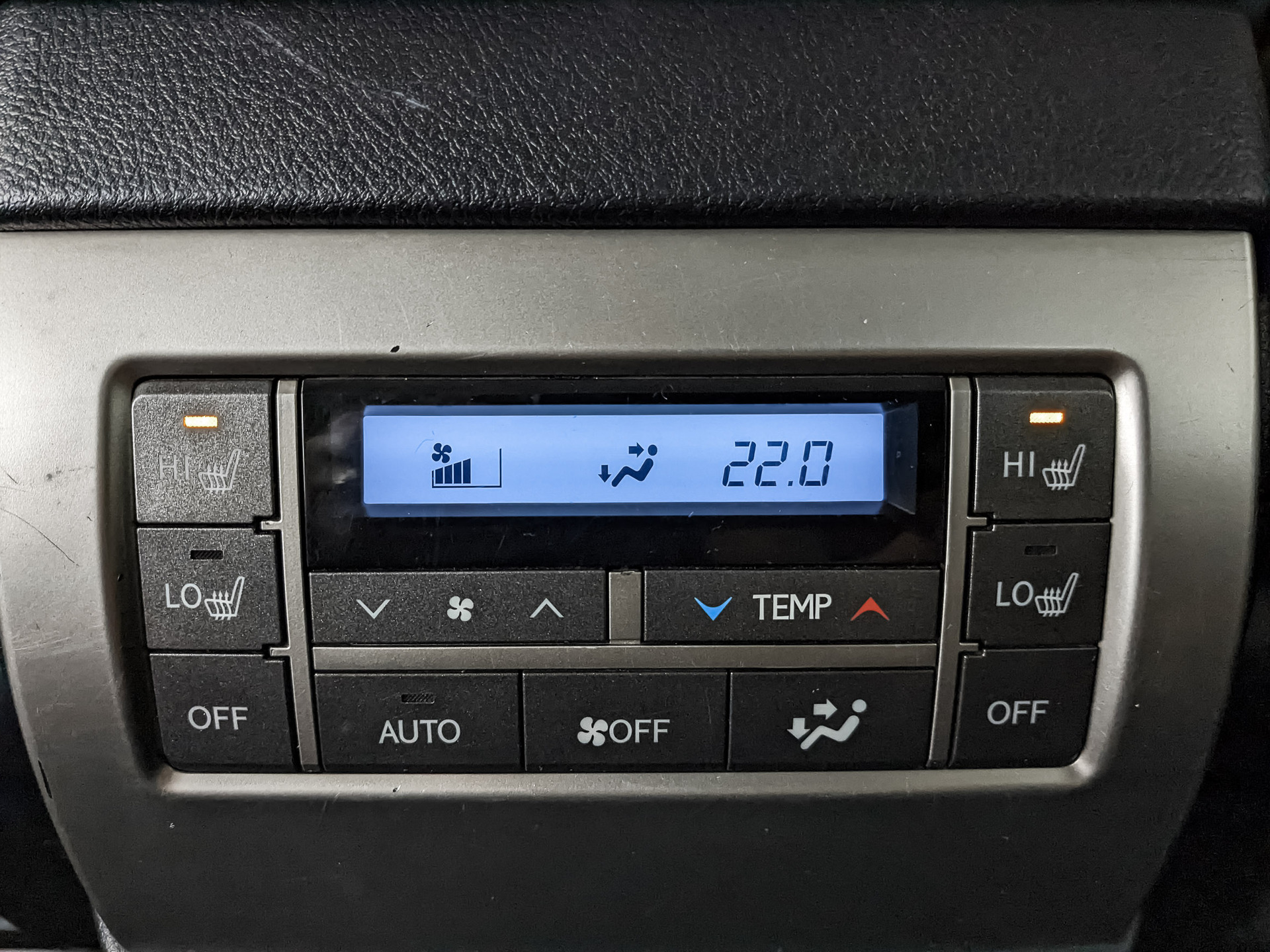 LEXUS GX 4.60 (296 л.с), автомат, 2016, пробег 136 866 км