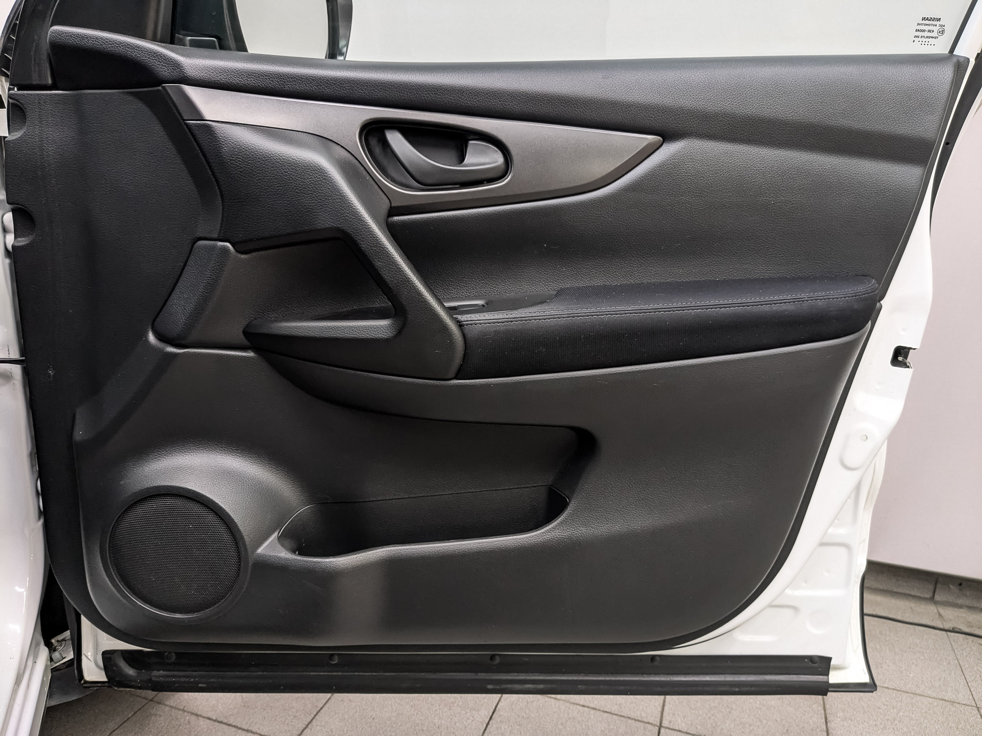 NISSAN Qashqai 2.00 (144 л.с), автомат, 2016, пробег 144 364 км