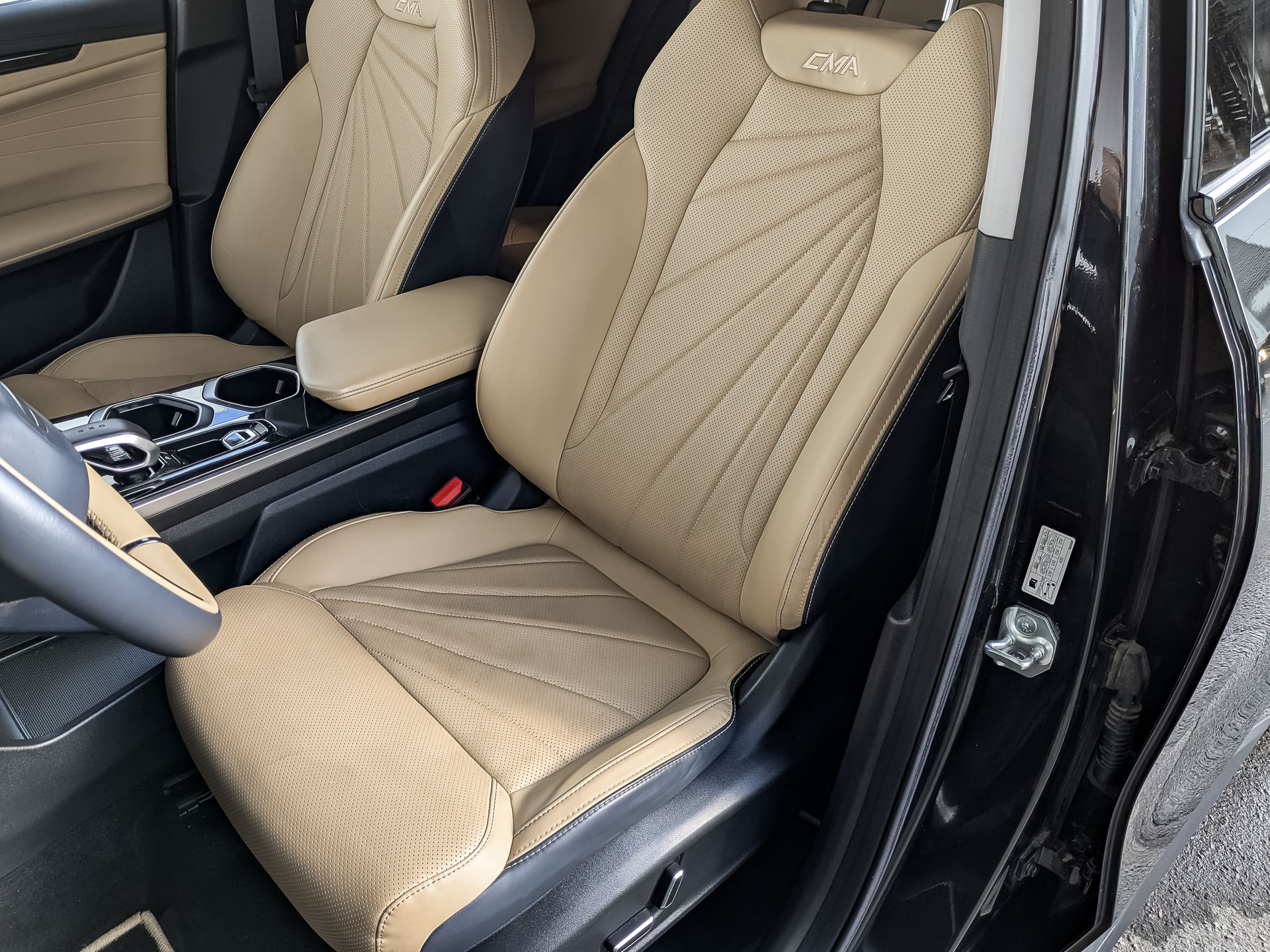 GEELY Boyue L 1.50 (174 л.с), автомат, 2023, пробег 33 000 км
