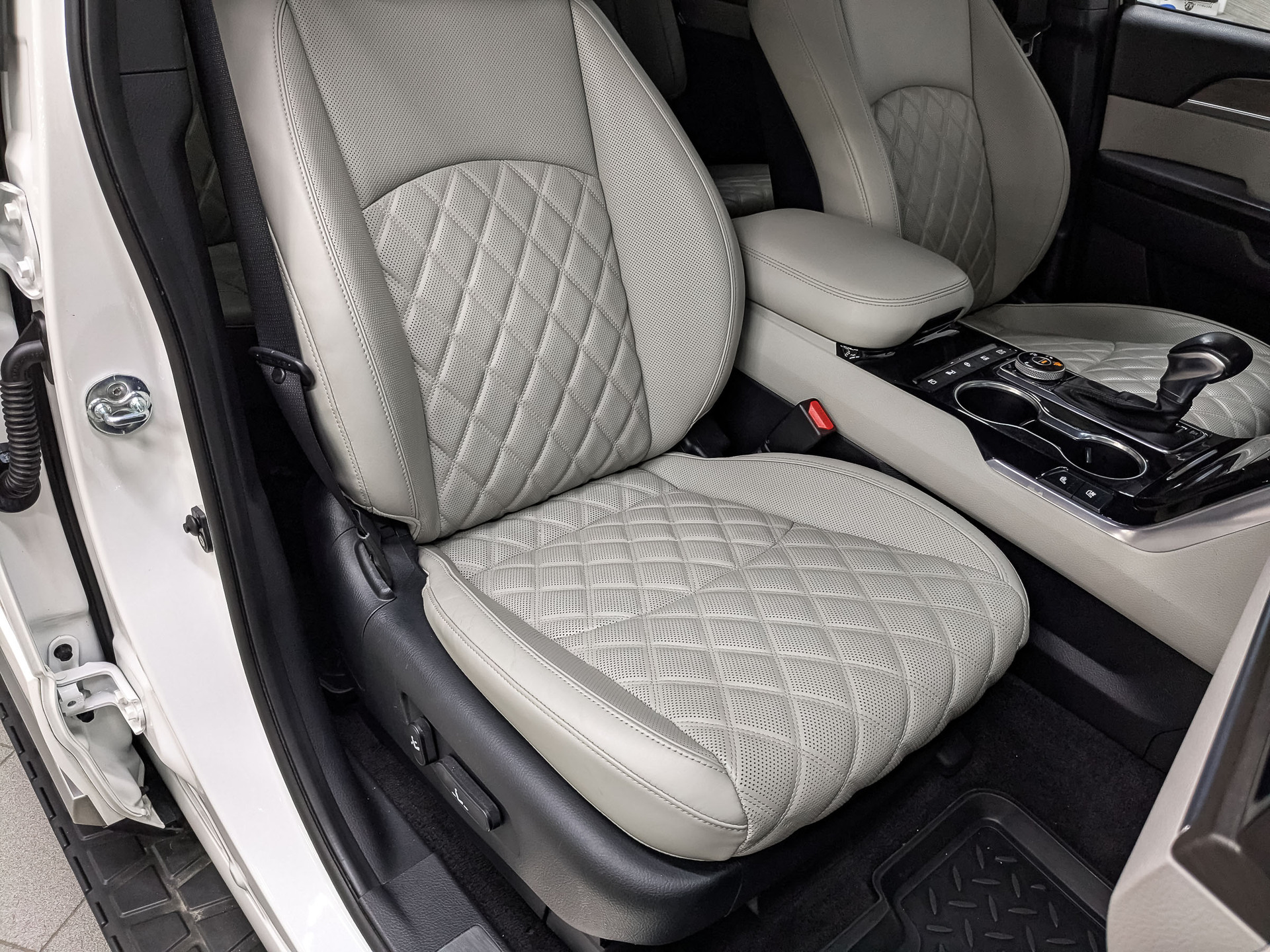 KIA Mohave 3.00 (260 л.с), автомат, 2021, пробег 98 157 км