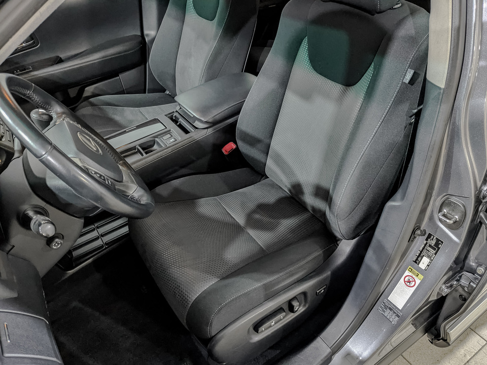Фото Lexus RX с пробегом 235907 км