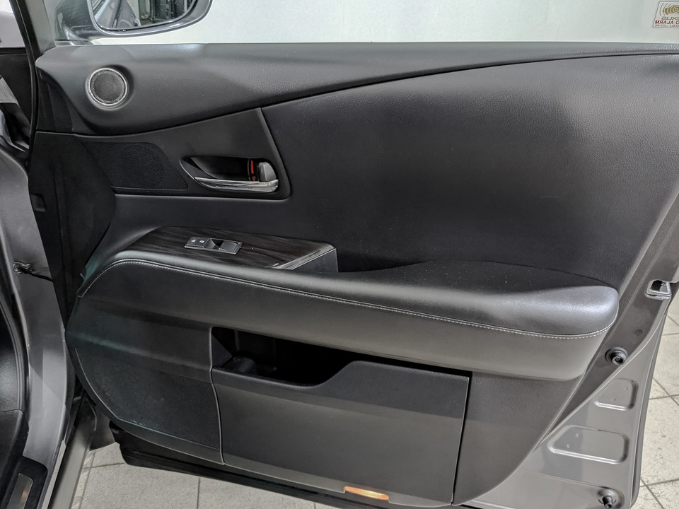 Фото Lexus RX с пробегом 235907 км