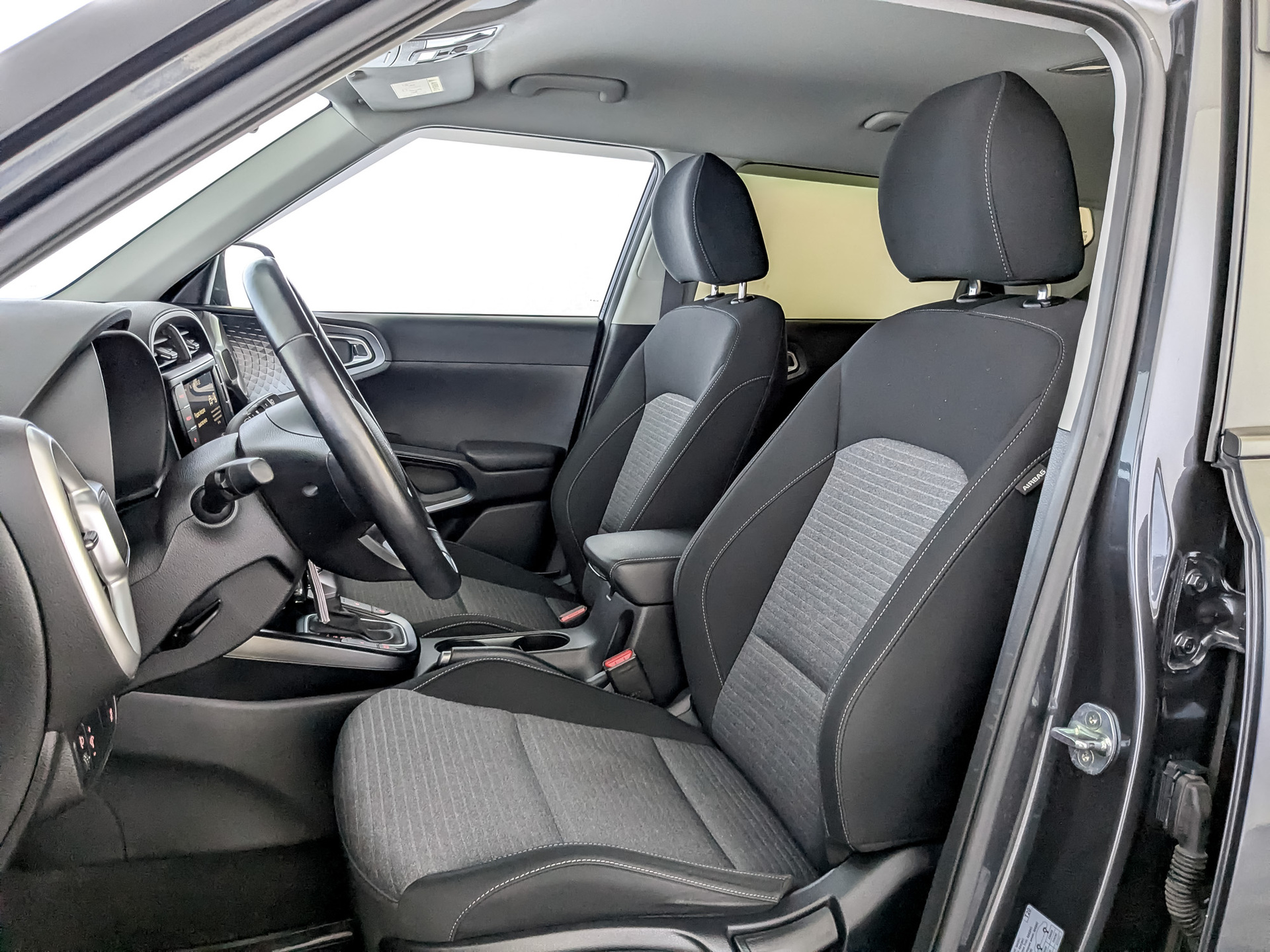 KIA Soul 1.60 (123 л.с), автомат, 2021, пробег 61 437 км