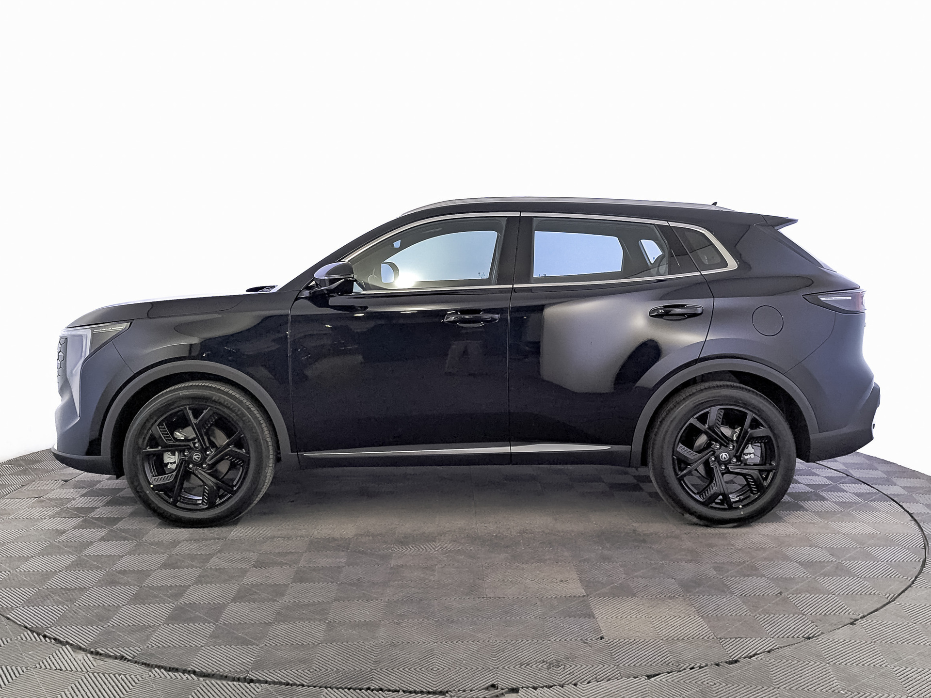 Фото Changan UNI-S Техно 1.5T/147 7RT Полный привод