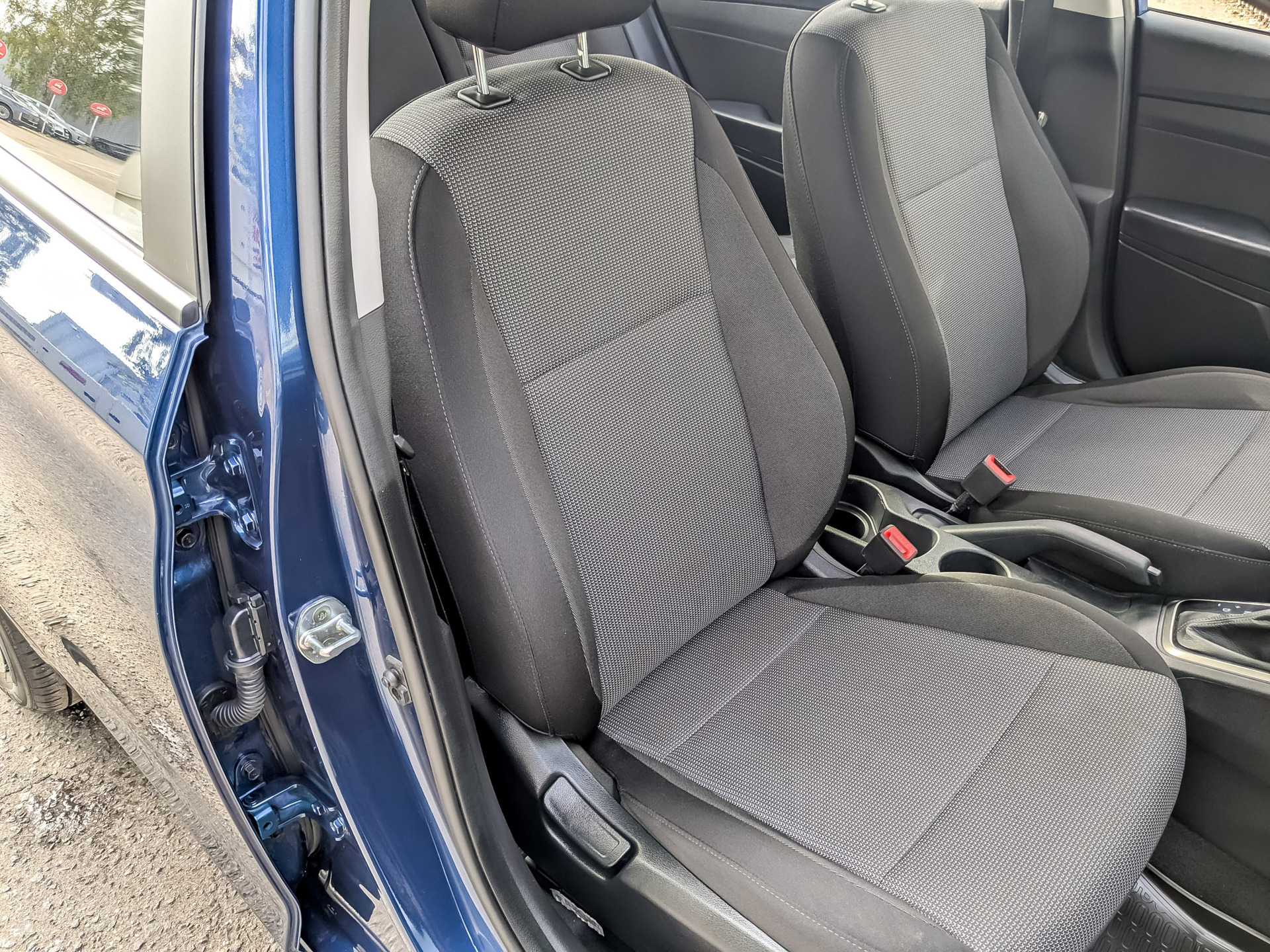 HYUNDAI Solaris 1.60 (123 л.с), автомат, 2022, пробег 45 136 км