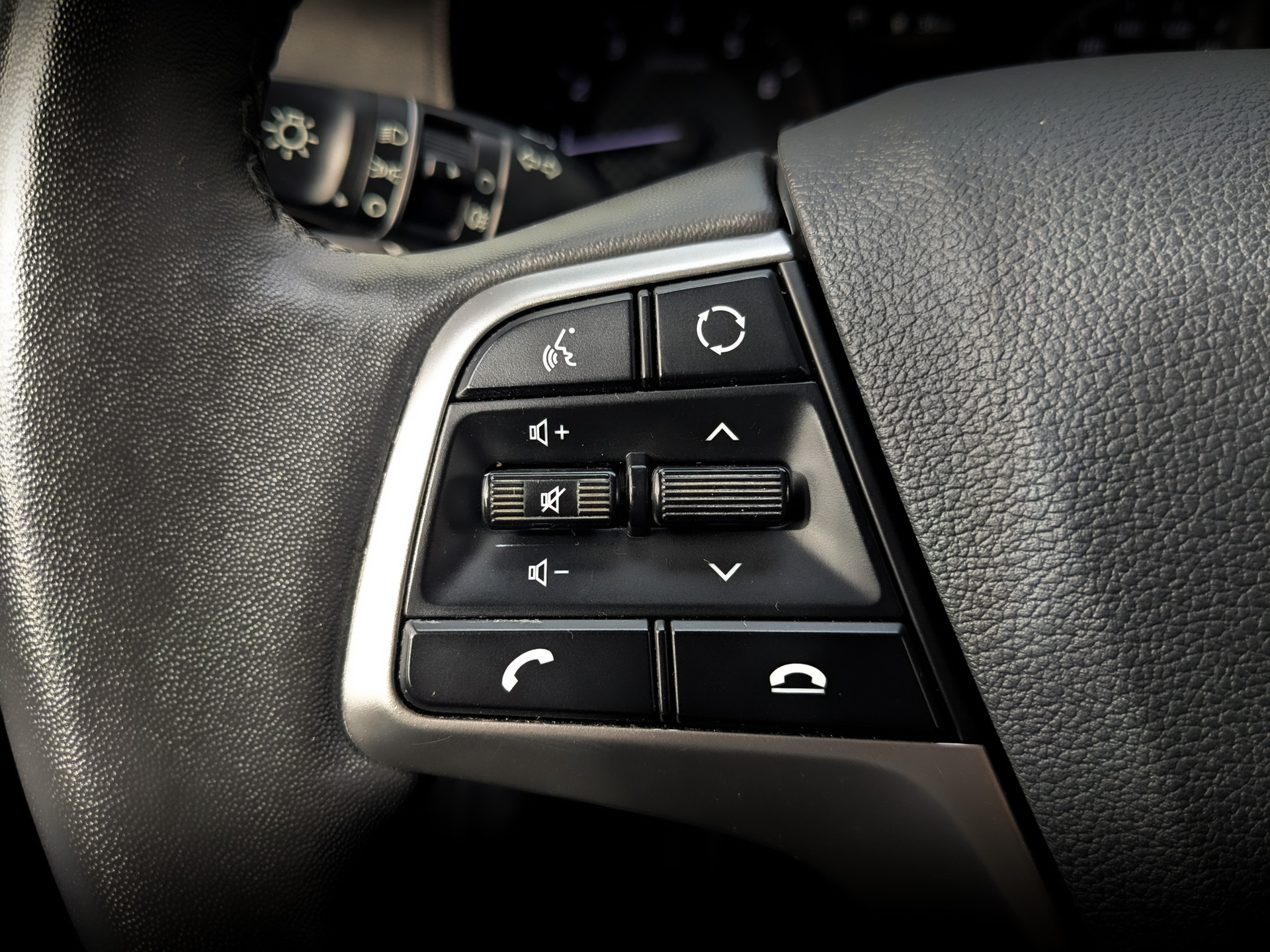 HYUNDAI Solaris 1.60 (123 л.с), автомат, 2022, пробег 45 136 км