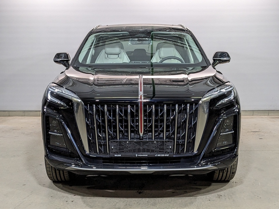 Hongqi HS3 Deluxe 2.0Т/245 8AT 4WD