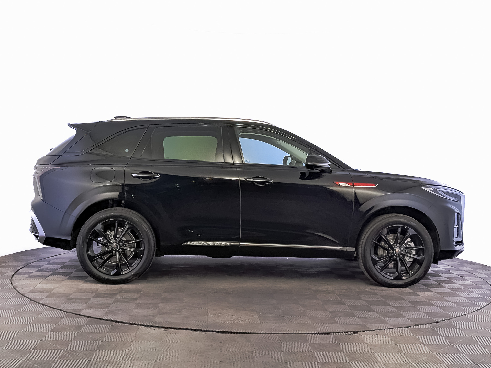 Фото Hongqi HS3 Deluxe 2.0Т/245 8AT 4WD