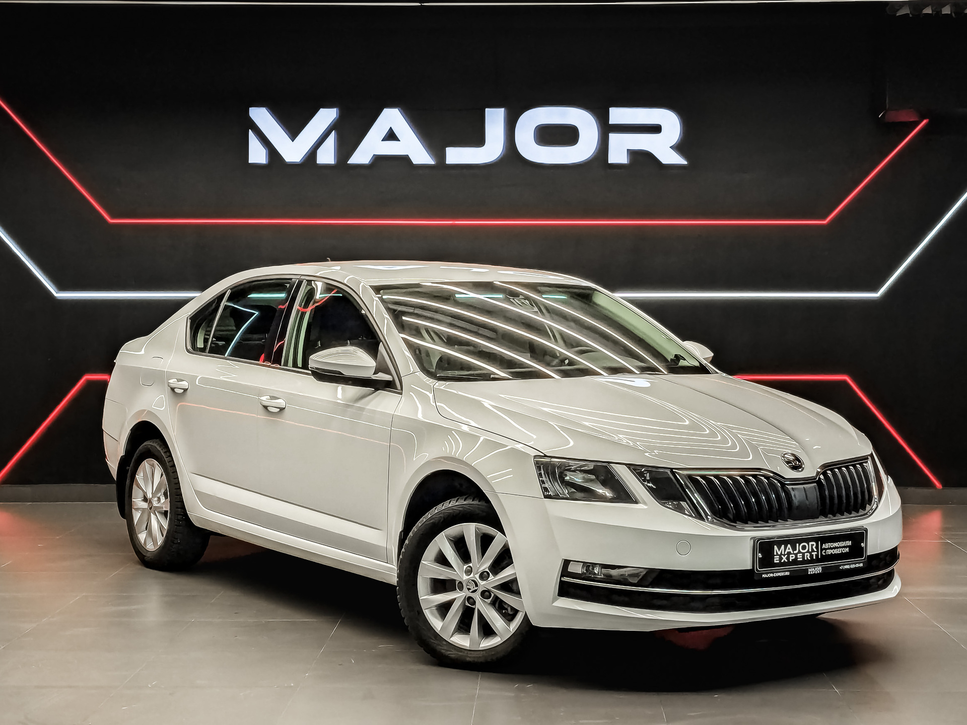 SKODA Octavia 1.60 (110 л.с), автомат, 2019, пробег 66 632 км