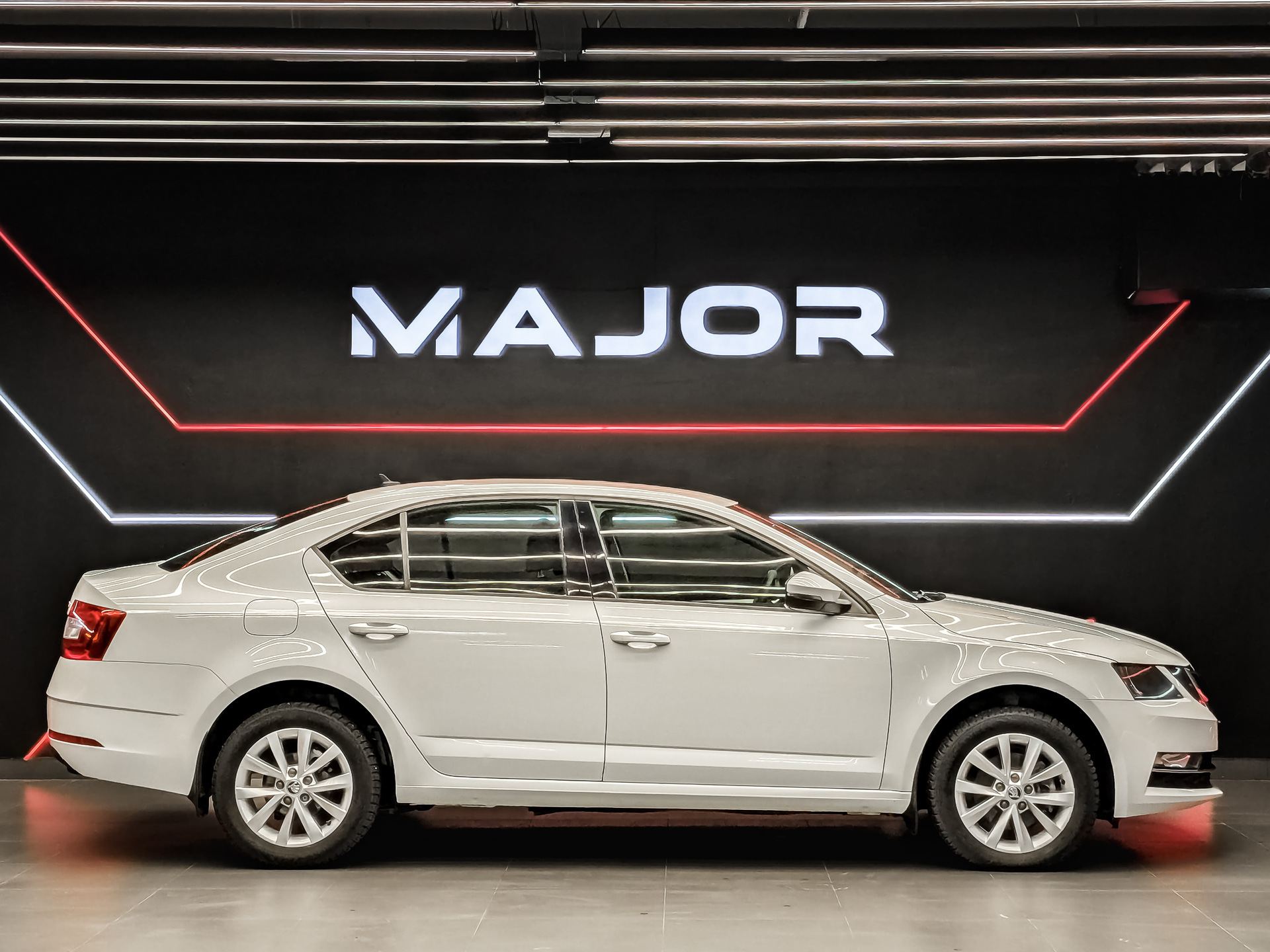 SKODA Octavia 1.60 (110 л.с), автомат, 2019, пробег 66 632 км