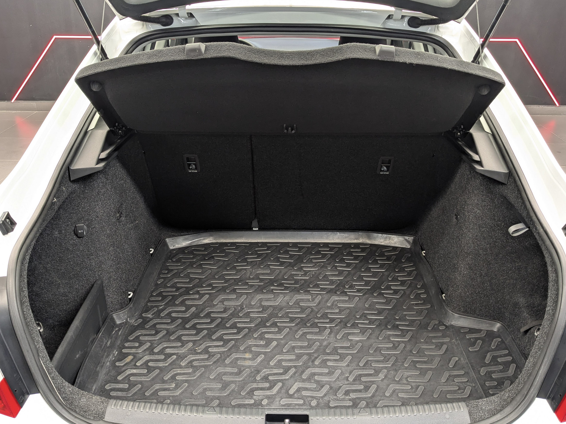 SKODA Octavia 1.60 (110 л.с), автомат, 2019, пробег 66 632 км