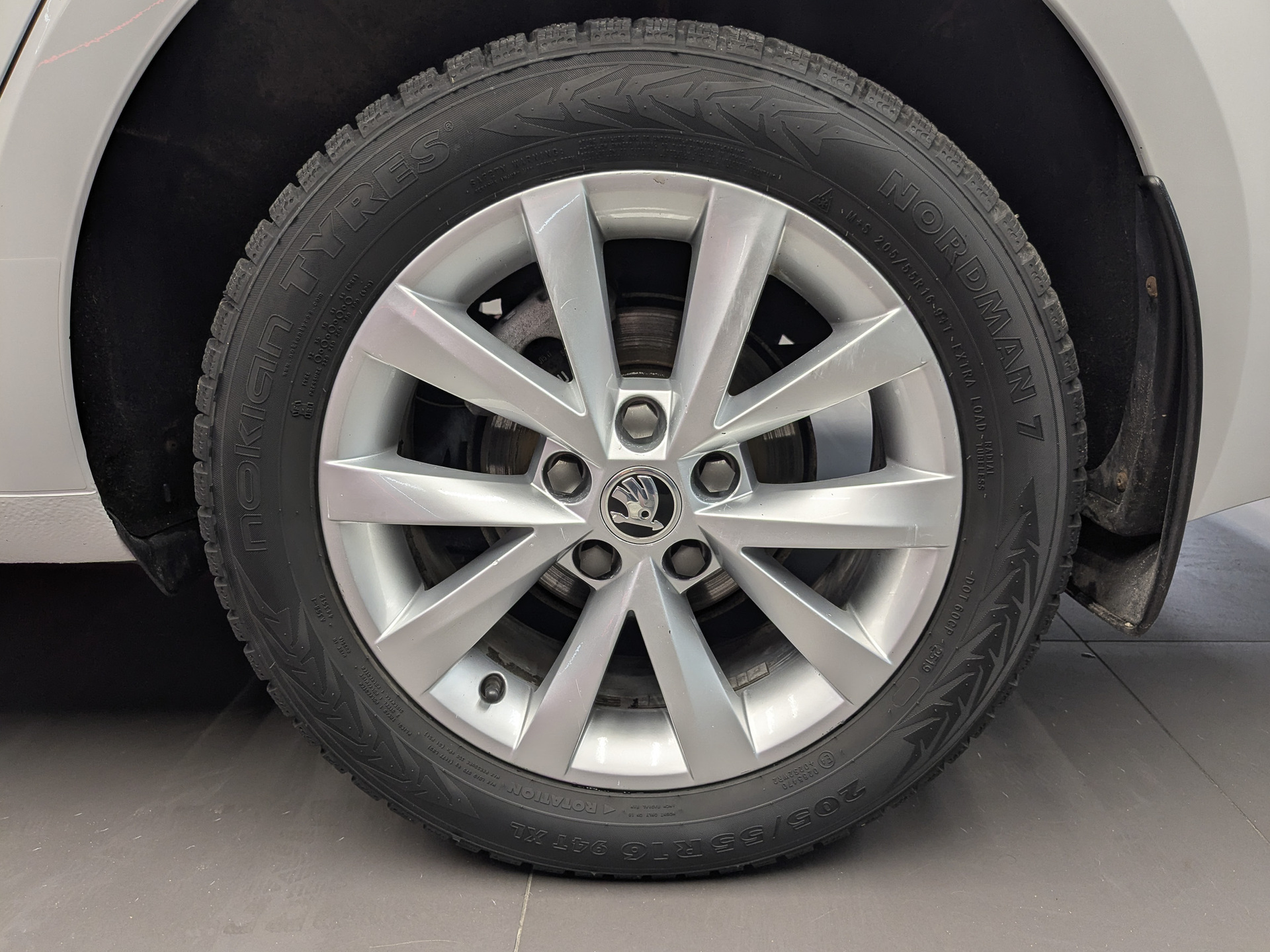 SKODA Octavia 1.60 (110 л.с), автомат, 2019, пробег 66 632 км