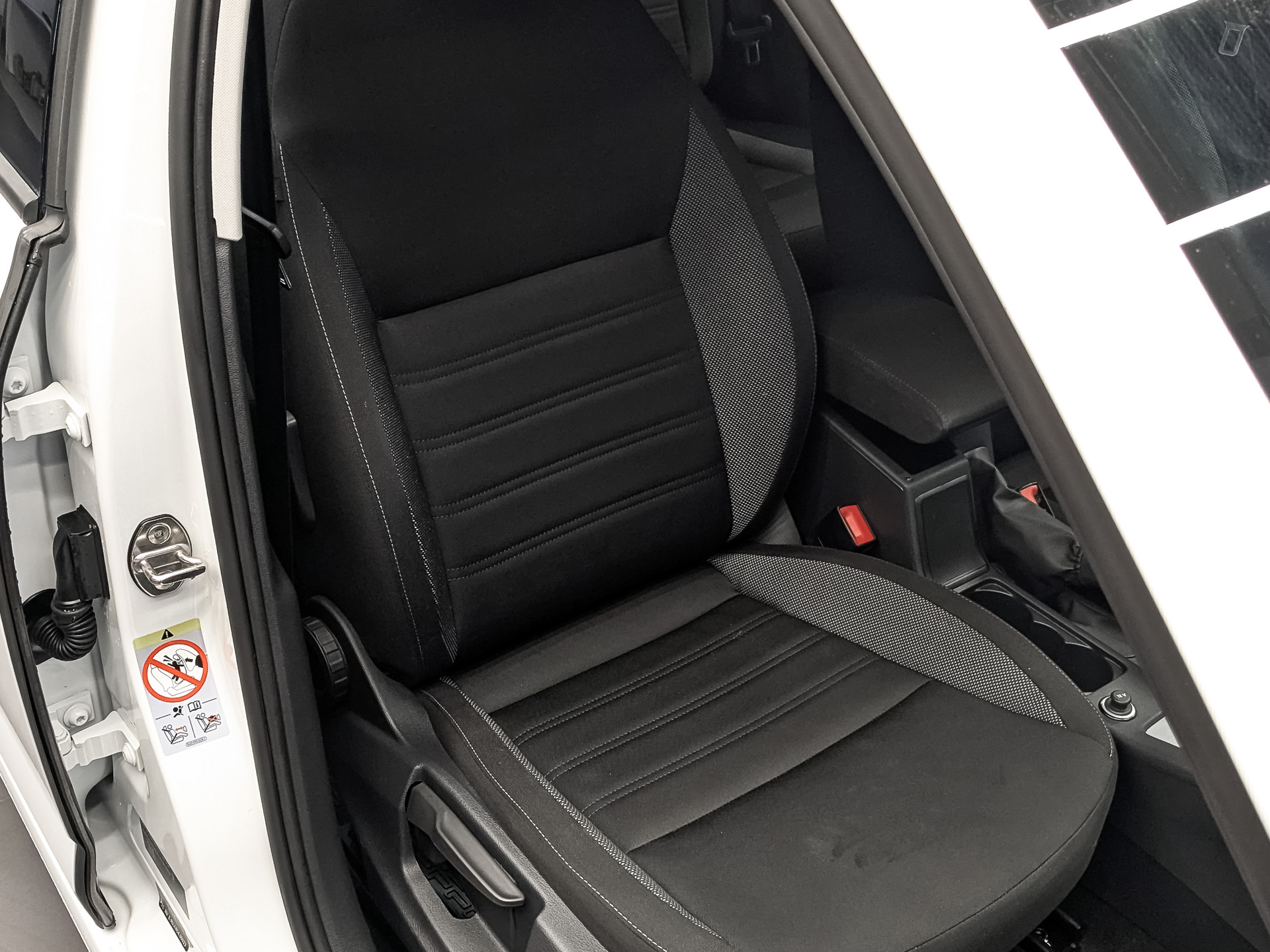 SKODA Octavia 1.60 (110 л.с), автомат, 2019, пробег 66 632 км