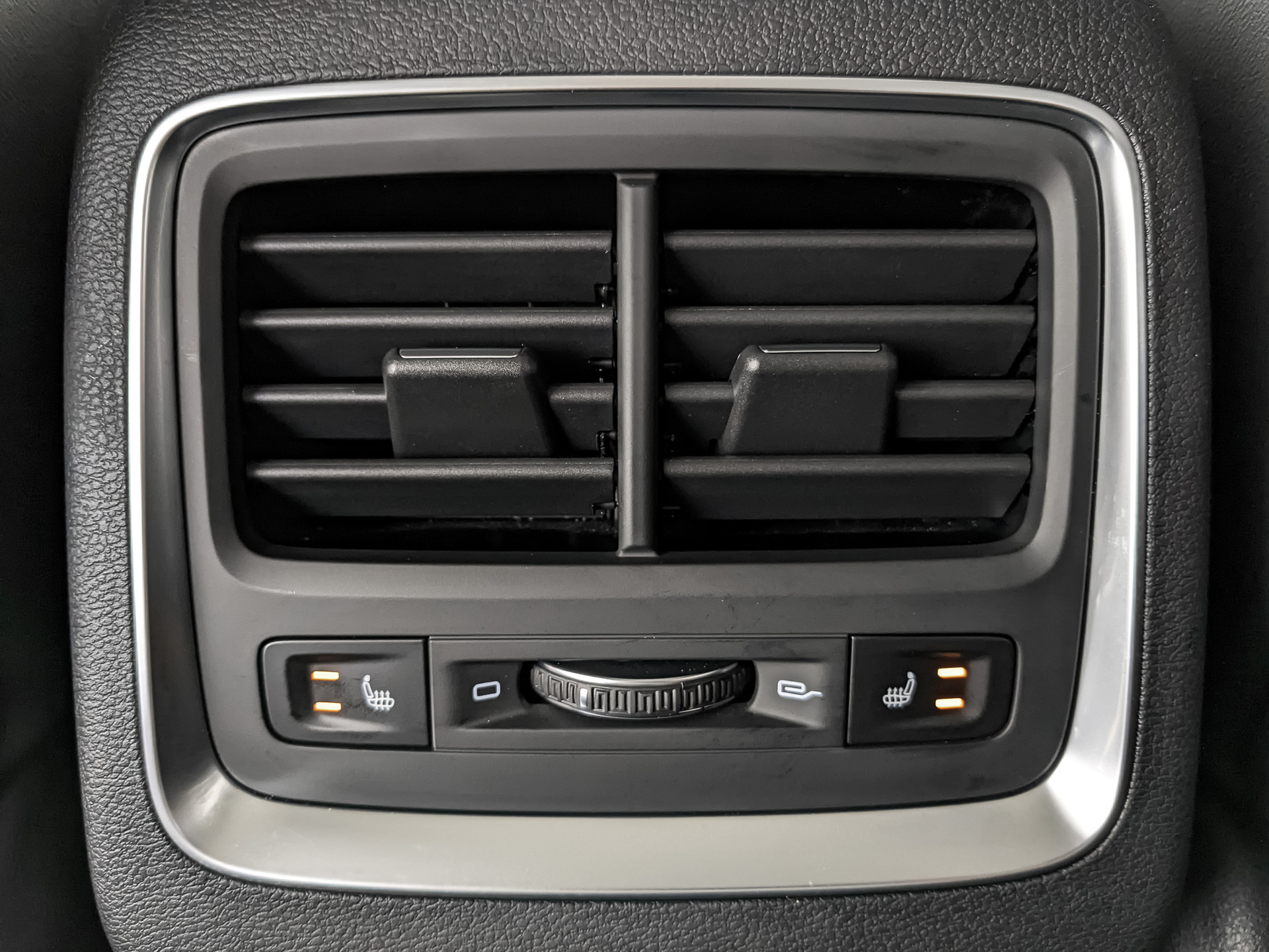 GEELY Atlas Pro 1.50 (177 л.с), автомат, 2024, пробег 5 934 км