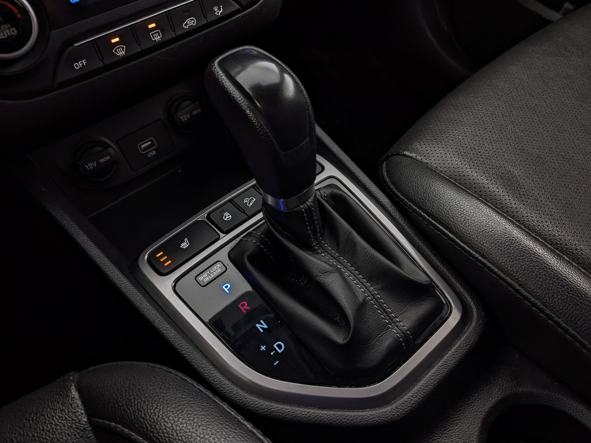 HYUNDAI Creta 2.00 (149 л.с), автомат, 2019, пробег 104 435 км