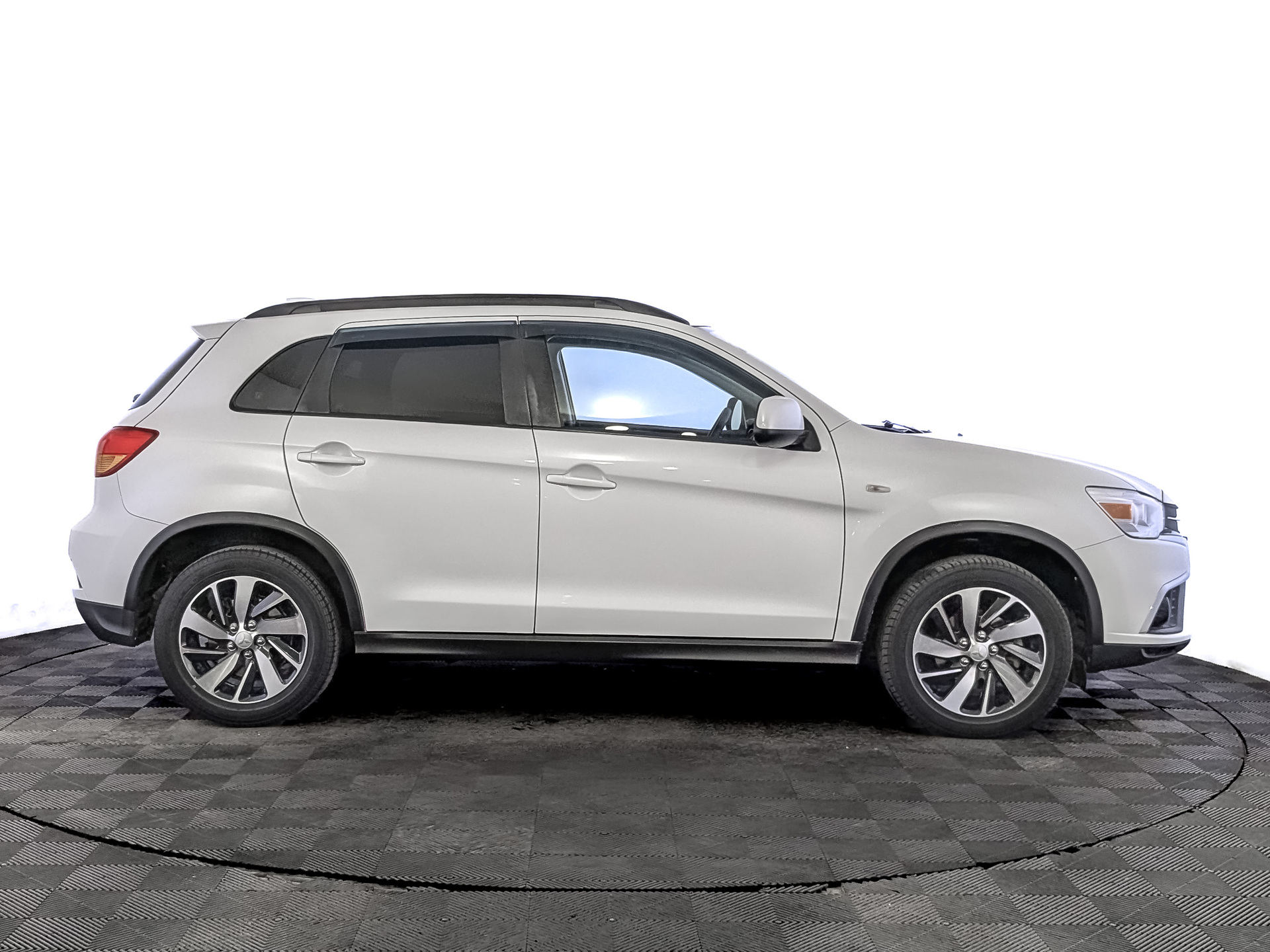 MITSUBISHI ASX 2.00 (150 л.с), автомат, 2018, пробег 99 578 км