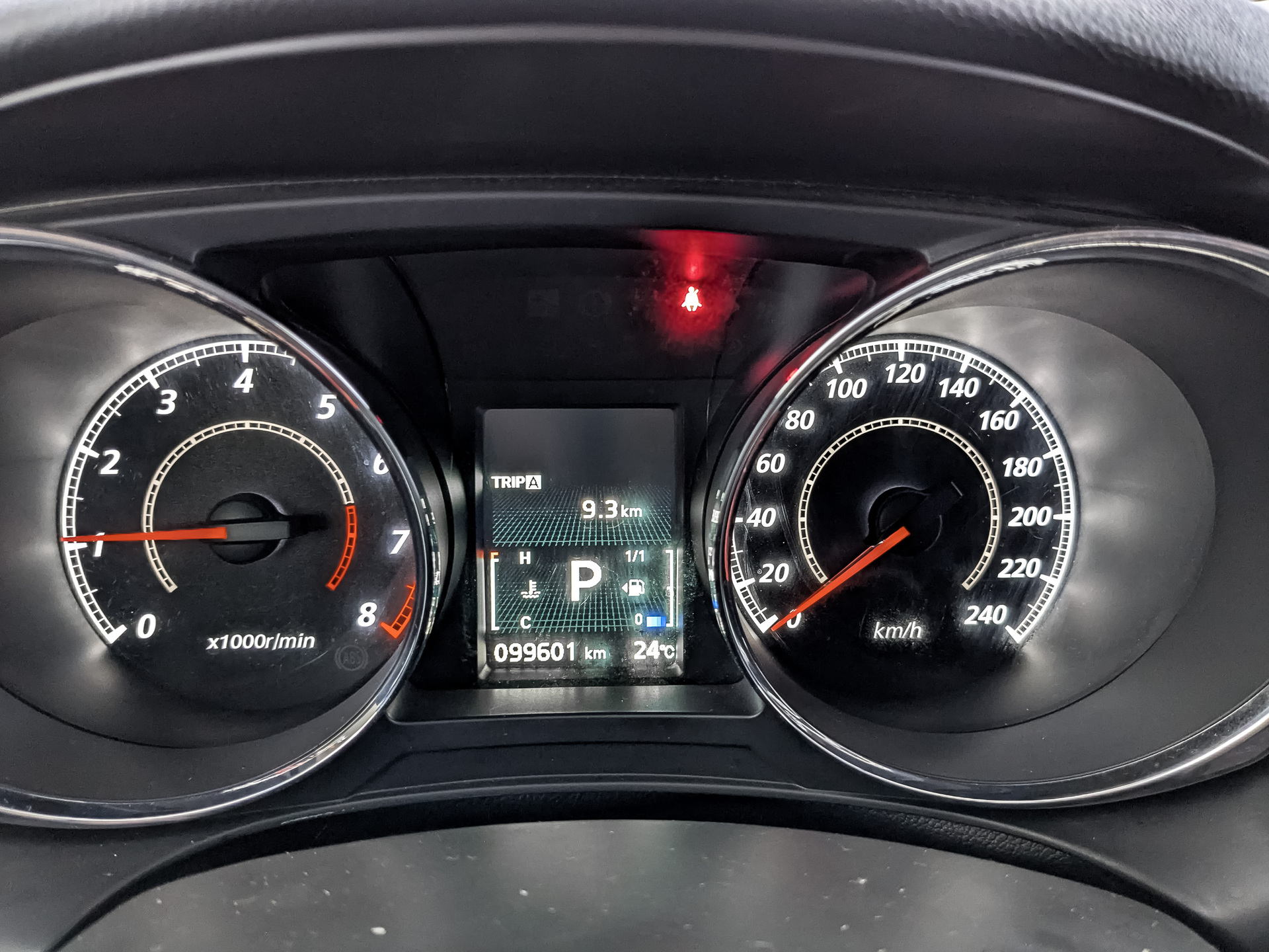 MITSUBISHI ASX 2.00 (150 л.с), автомат, 2018, пробег 99 578 км