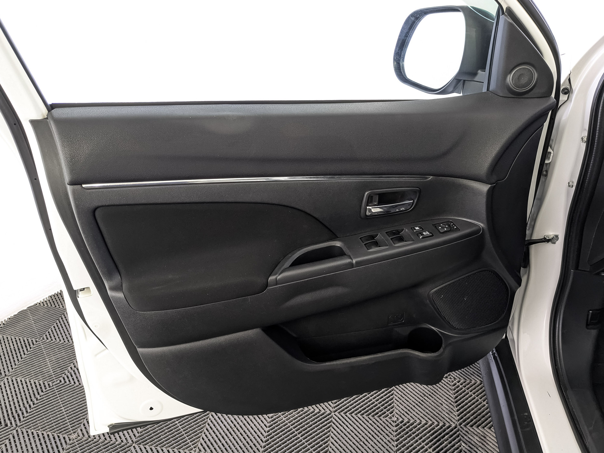 MITSUBISHI ASX 2.00 (150 л.с), автомат, 2018, пробег 99 578 км