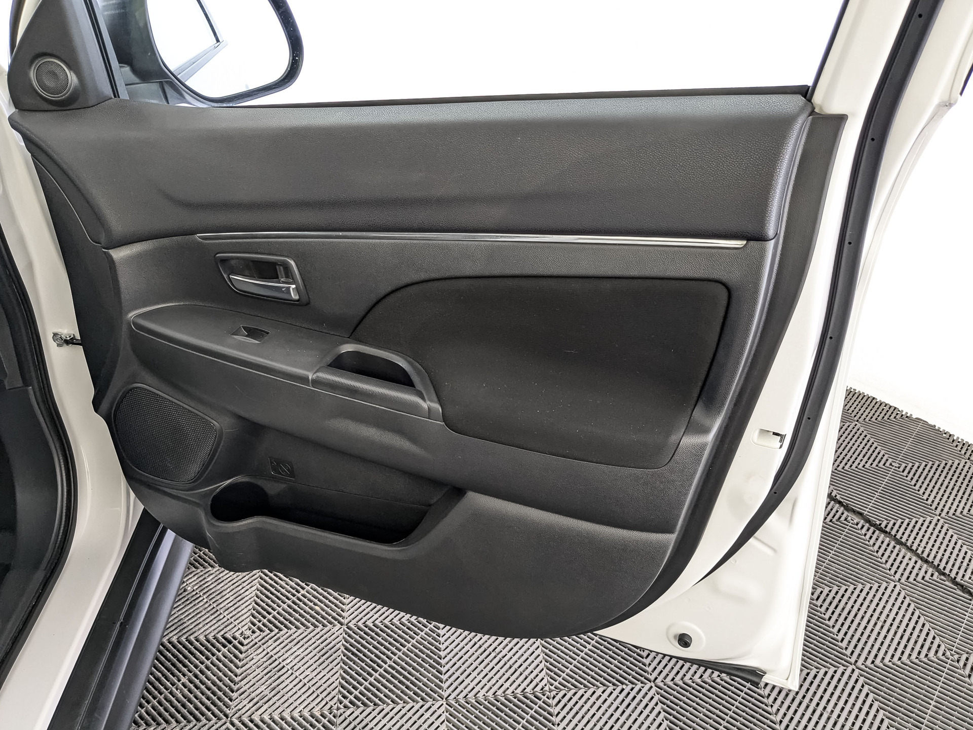 MITSUBISHI ASX 2.00 (150 л.с), автомат, 2018, пробег 99 578 км