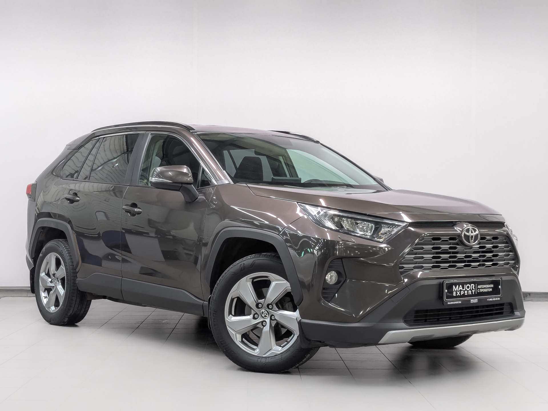 TOYOTA Rav-4 2.00 (149 л.с), автомат, 2020, пробег 80 457 км