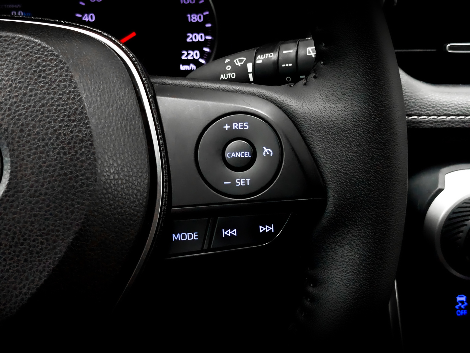 TOYOTA Rav-4 2.00 (149 л.с), автомат, 2020, пробег 80 457 км