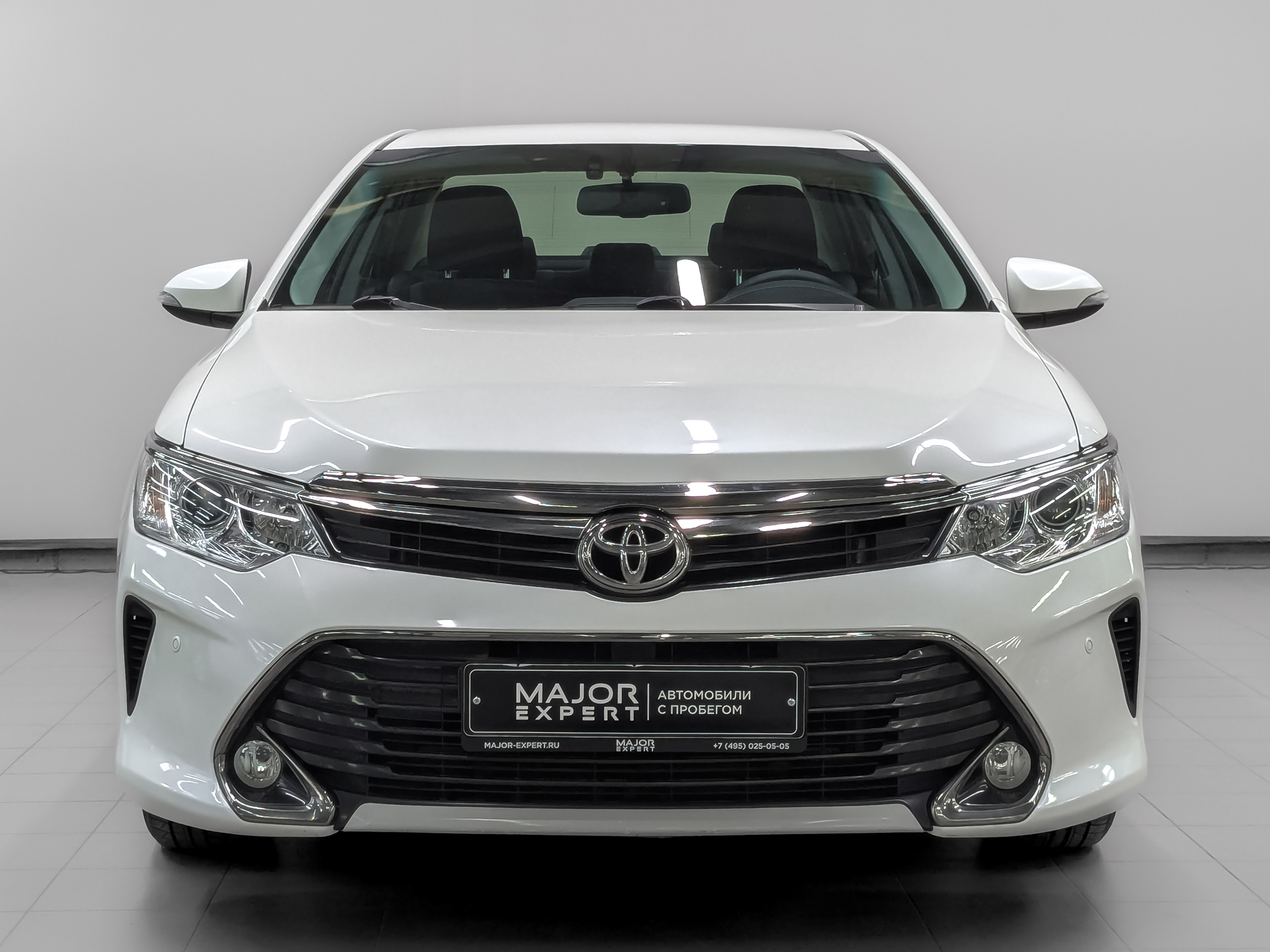 TOYOTA Camry 2.00 (150 л.с), автомат, 2016, пробег 64 359 км
