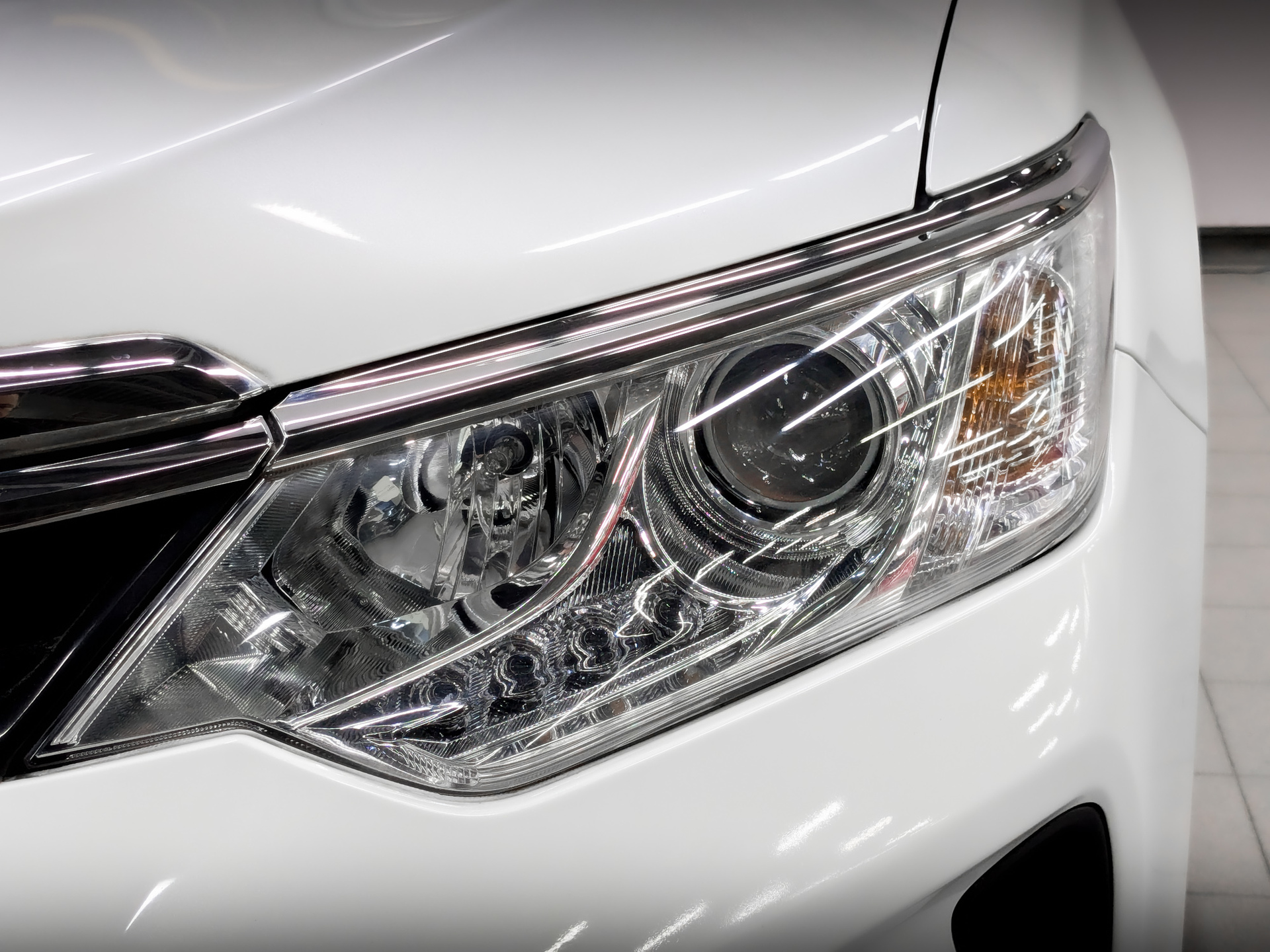 TOYOTA Camry 2.00 (150 л.с), автомат, 2016, пробег 64 359 км