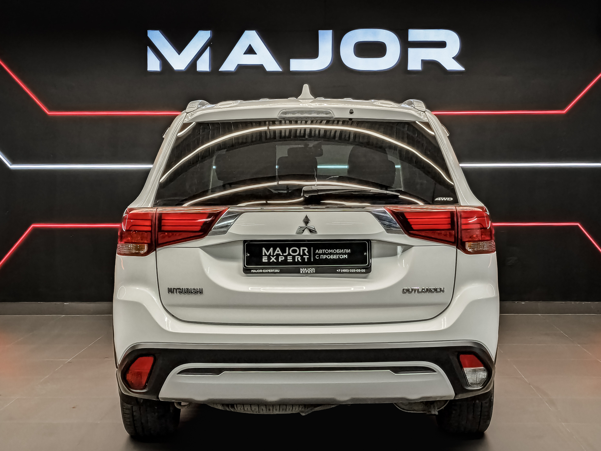 MITSUBISHI Outlander 2.00 (146 л.с), автомат, 2020, пробег 98 552 км