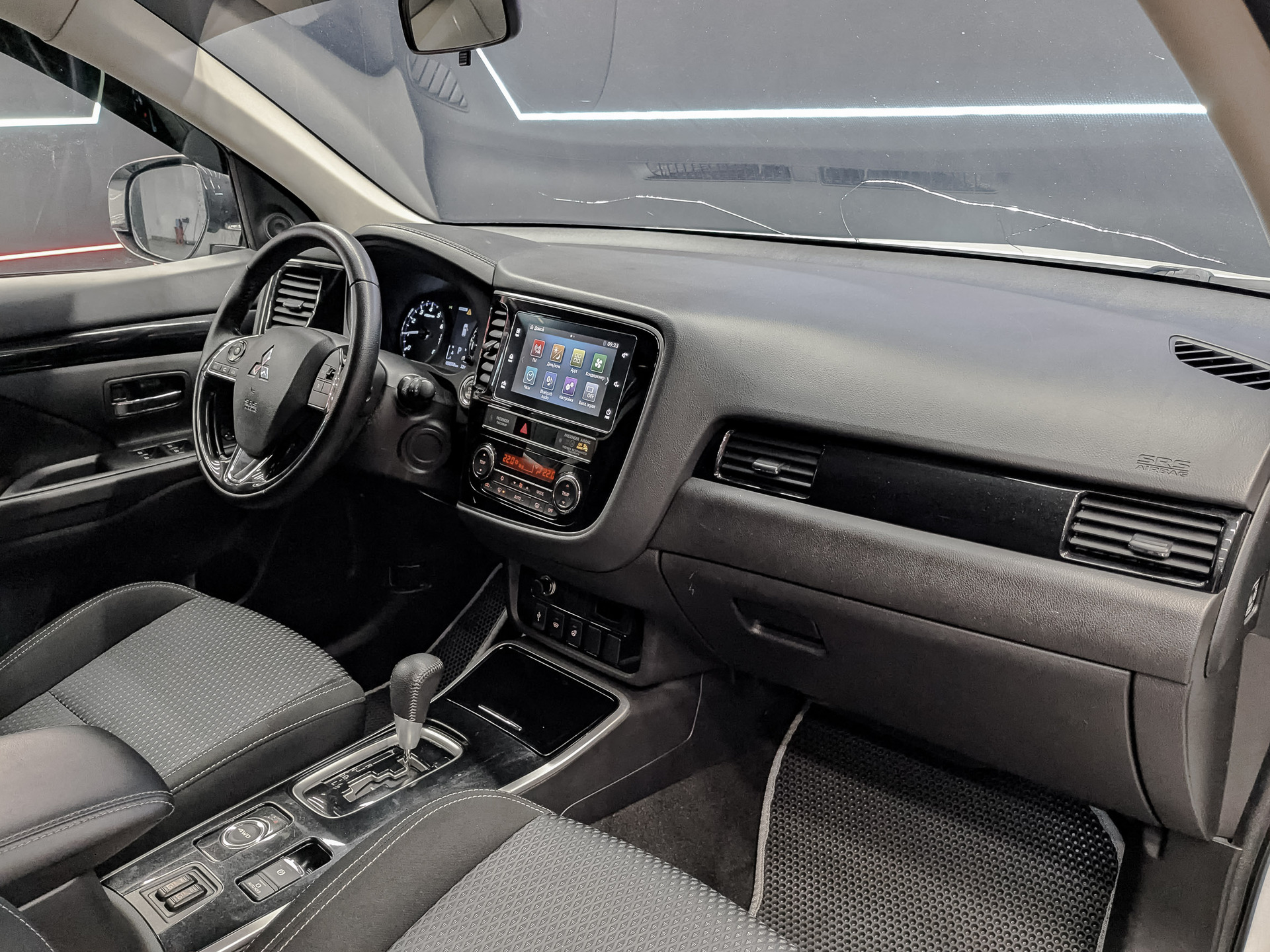 MITSUBISHI Outlander 2.00 (146 л.с), автомат, 2020, пробег 98 552 км